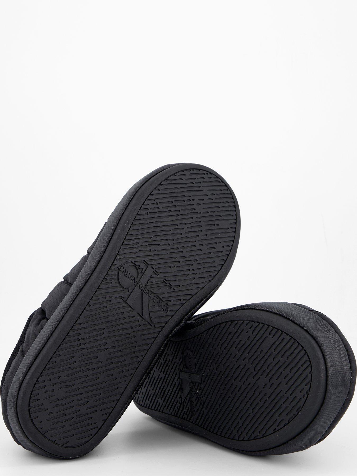 Image 4 of 7 of Calvin Klein Ripstop Logo Patch Slippers - Black