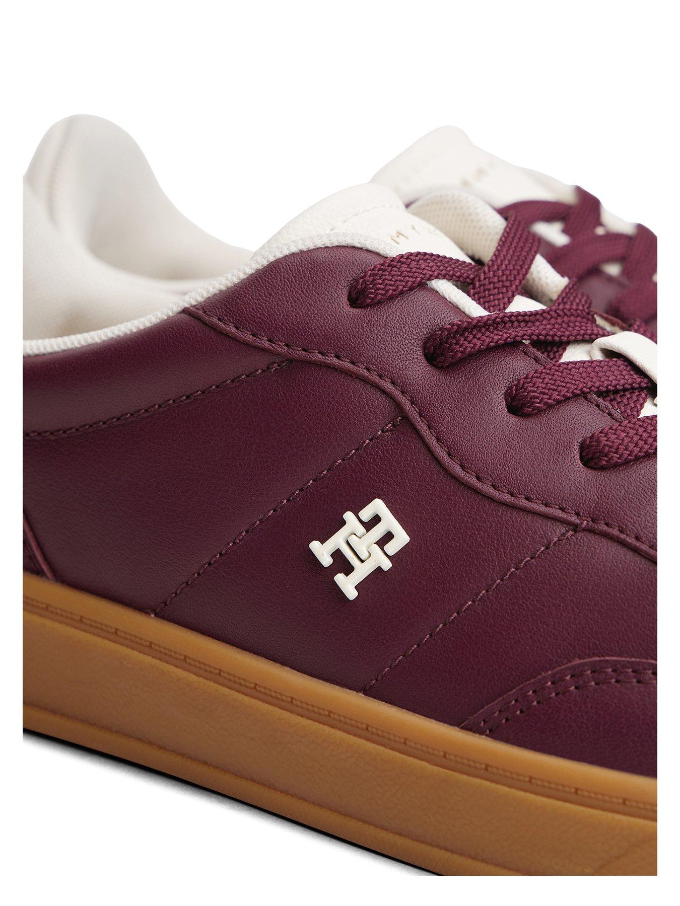 tommy-hilfiger-heritage-trainer-browndetail