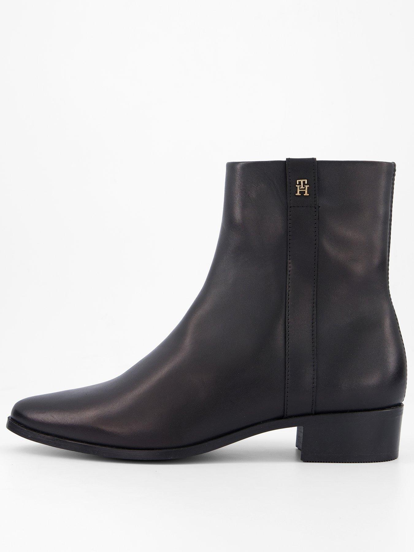 tommy-hilfiger-leather-pointy-zip-boot-blackfront