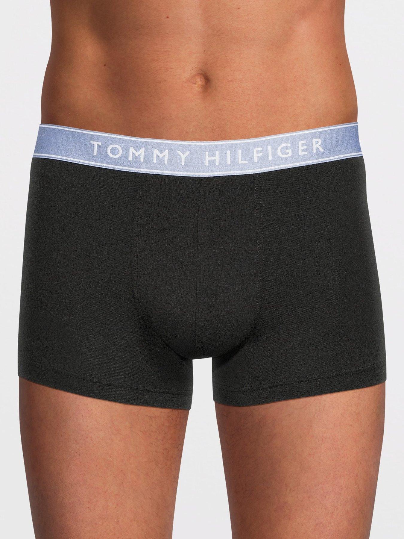 tommy-hilfiger-3-pack-trunks-waistband-blackstillFront