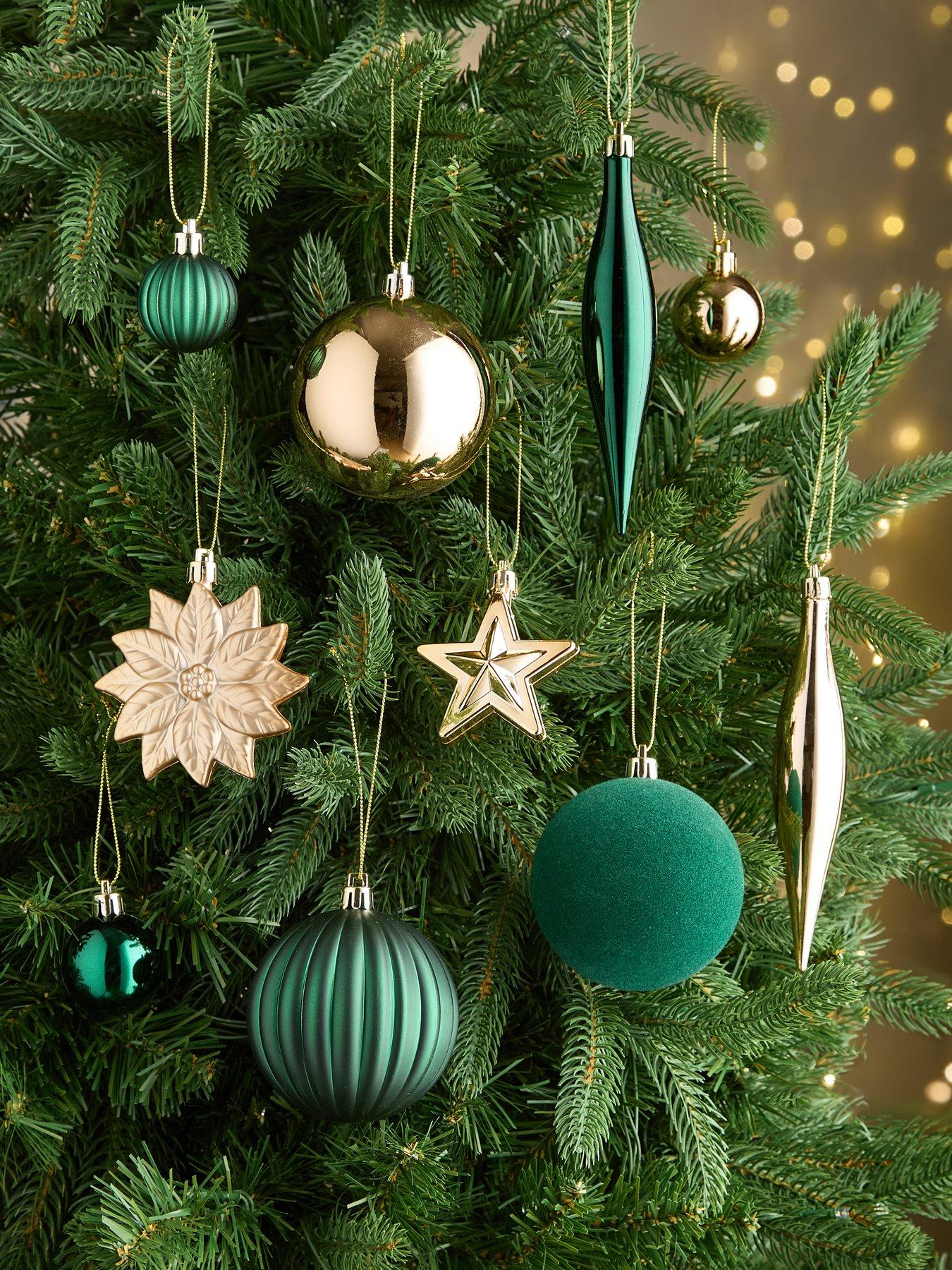 Very Home Pack of 50 Evergreen Bumper Christmas Tree Decoration Set