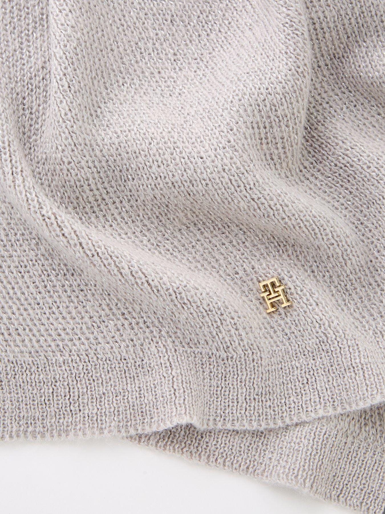 tommy-hilfiger-pom-pom-beanie-amp-scarf-set-greyoutfit