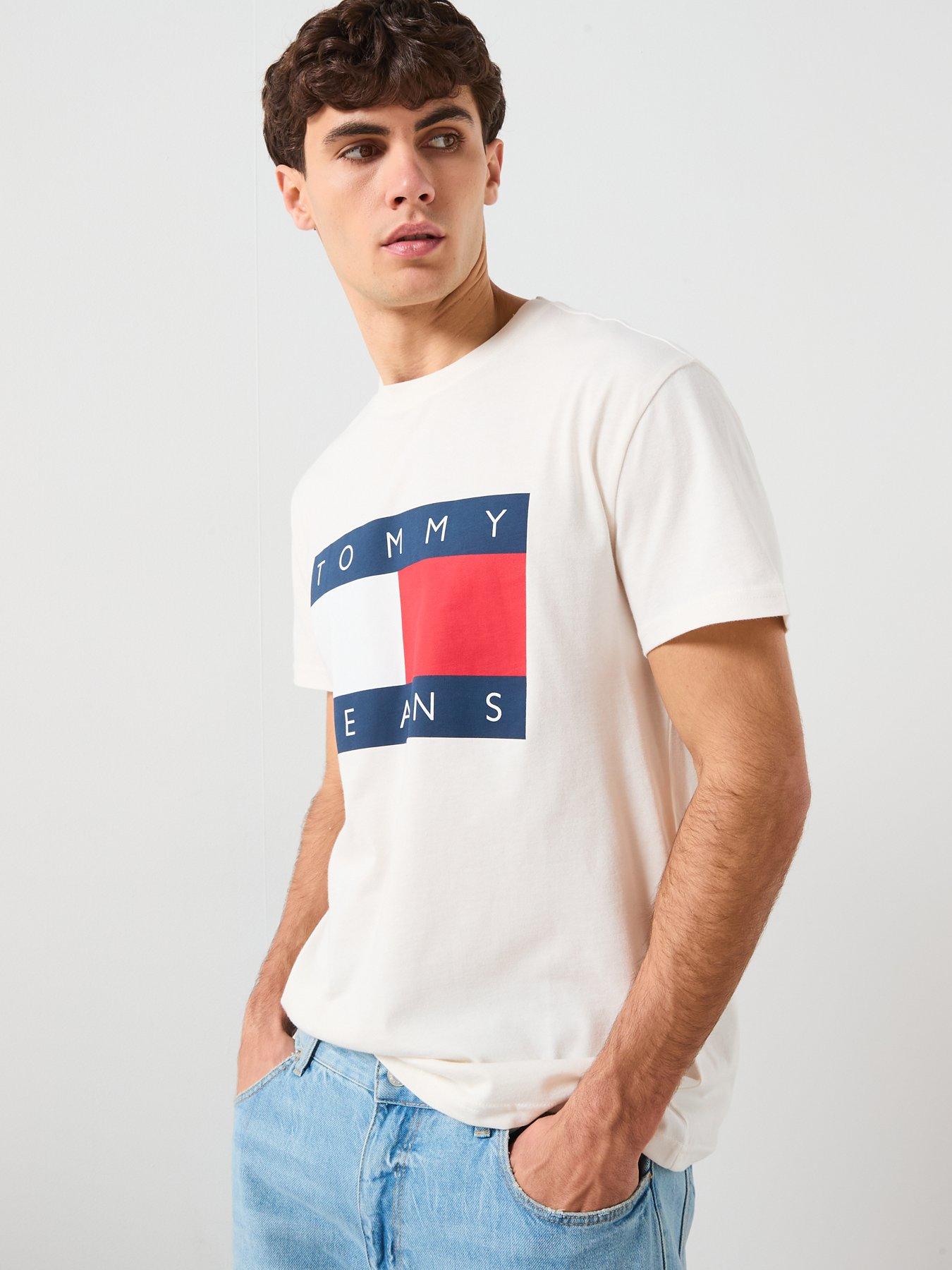 tommy-jeans-large-flag-t-shirt-whiteoutfit