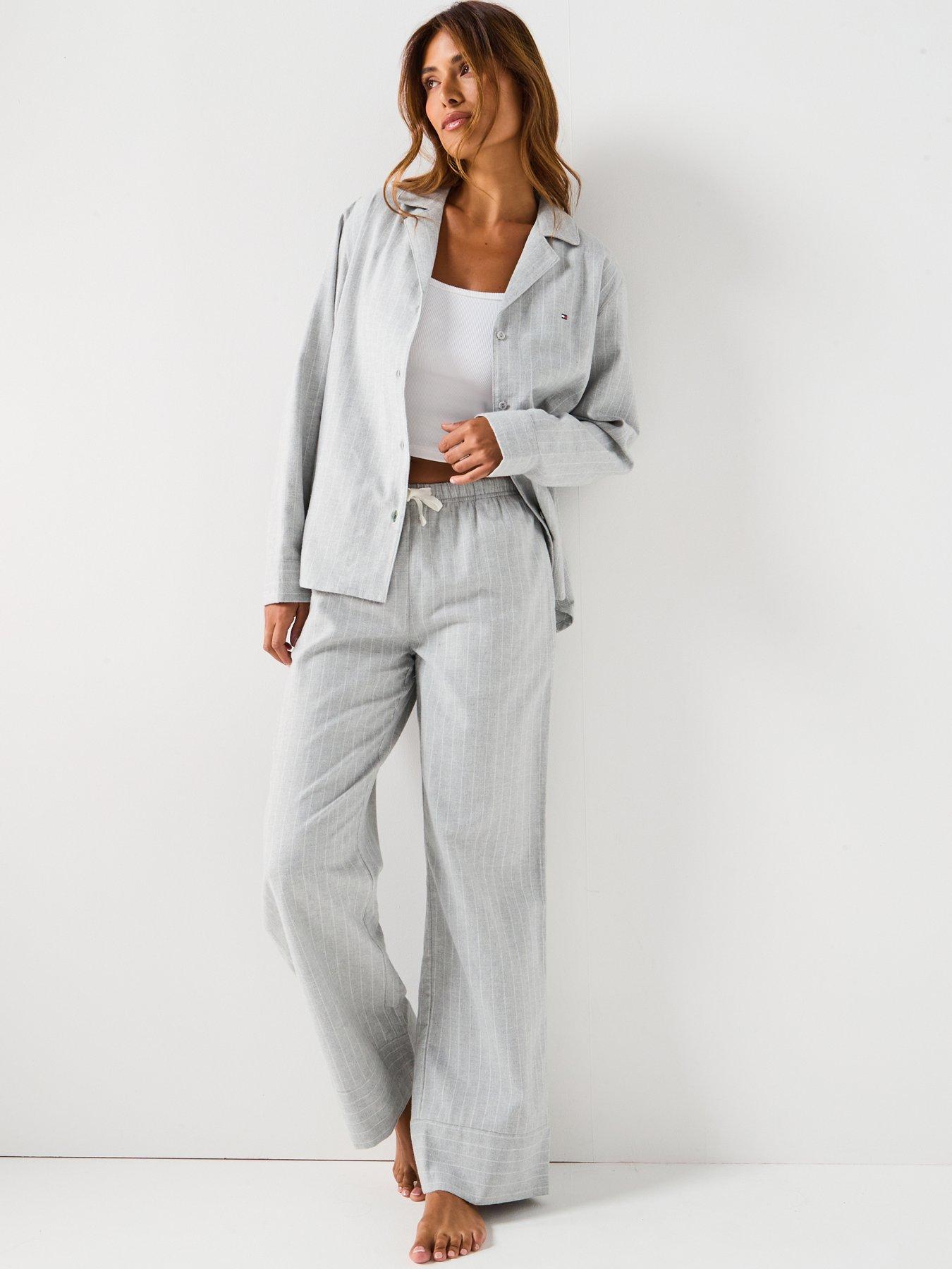 tommy-hilfiger-flannel-shirt-pyjama-set-grey