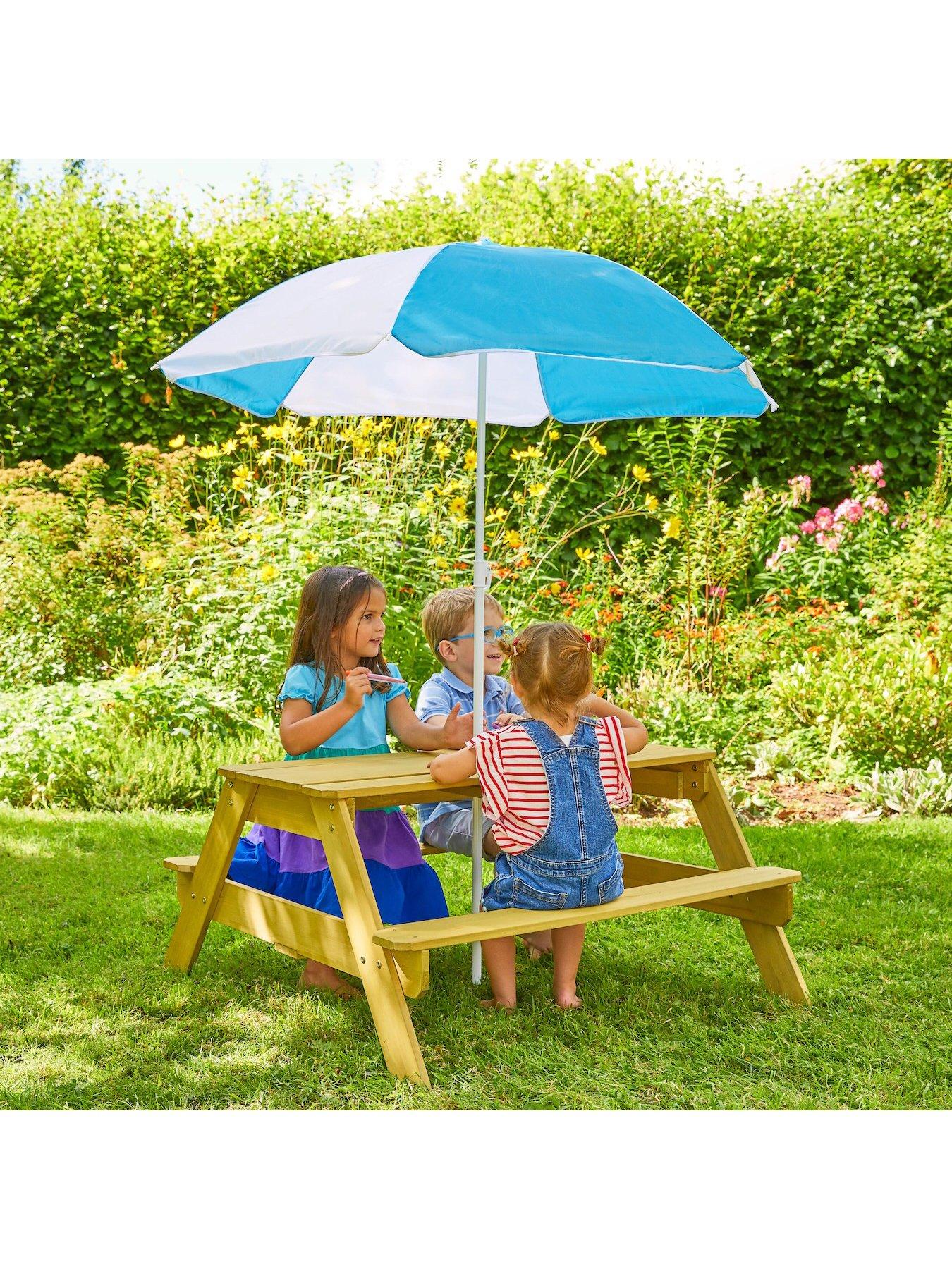 tp-wooden-picnic-table-with-parasolstillFront