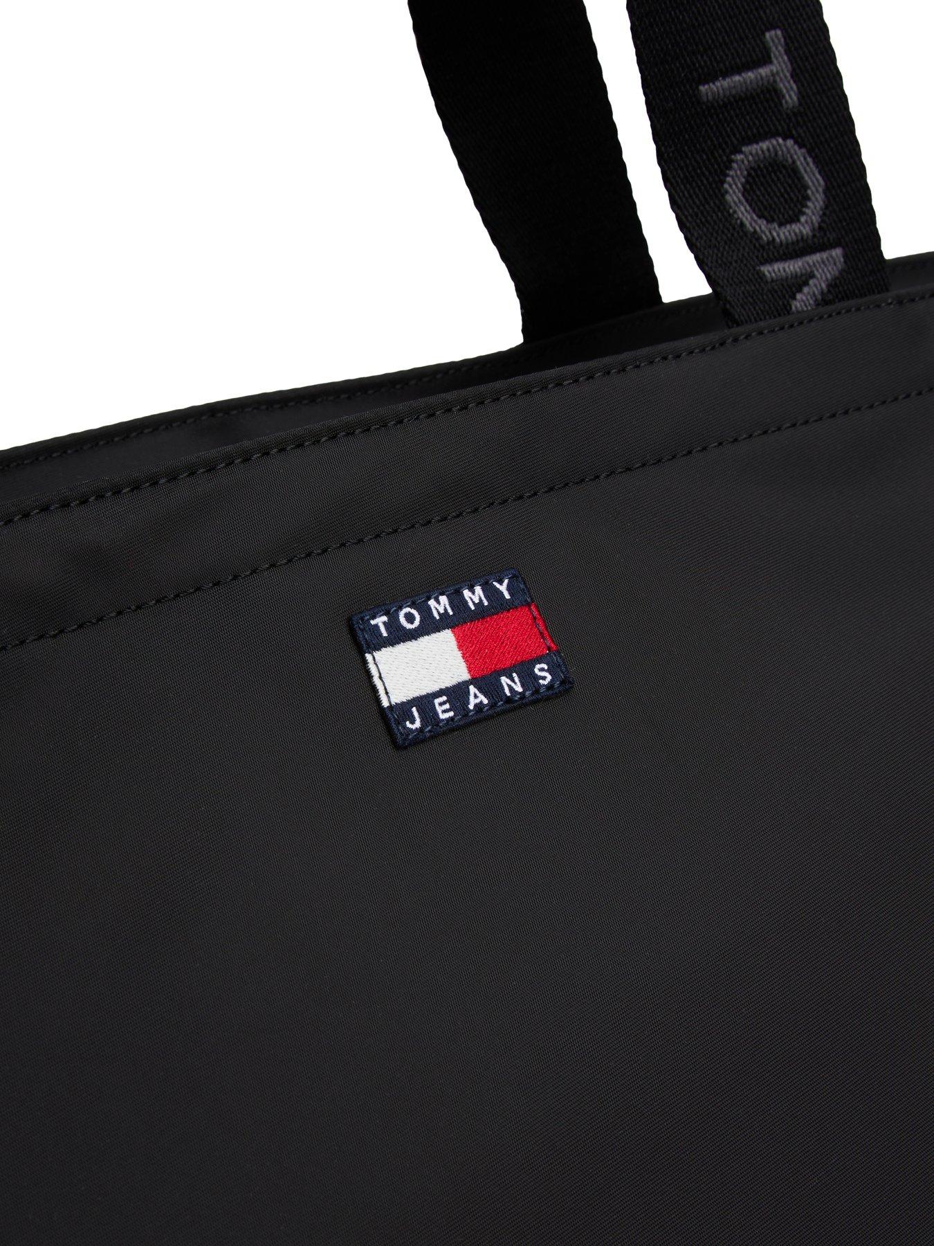 Image 3 of 4 of Tommy Jeans Essential Daily Tote Bag - Black