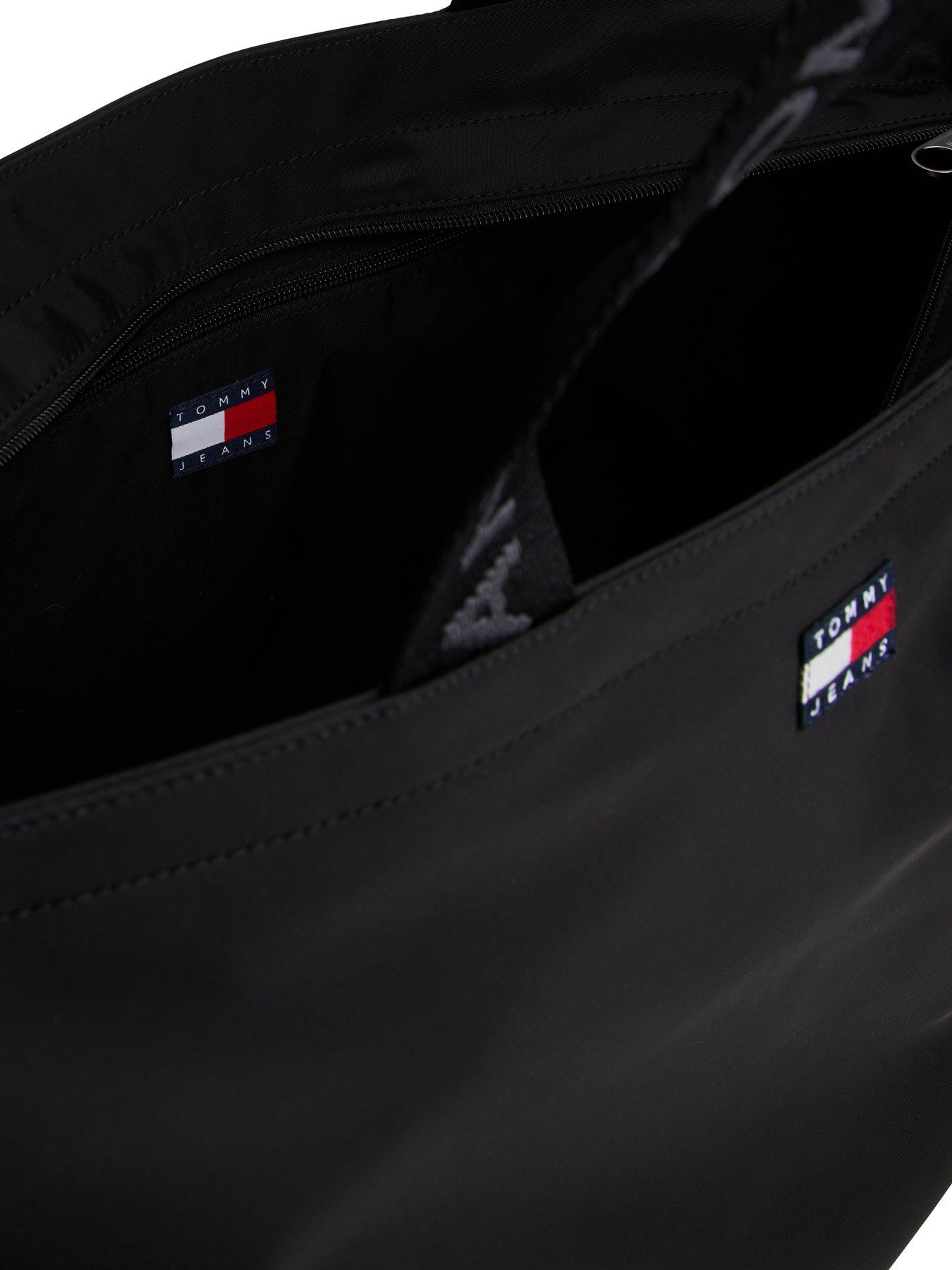 Image 4 of 4 of Tommy Jeans Essential Daily Tote Bag - Black