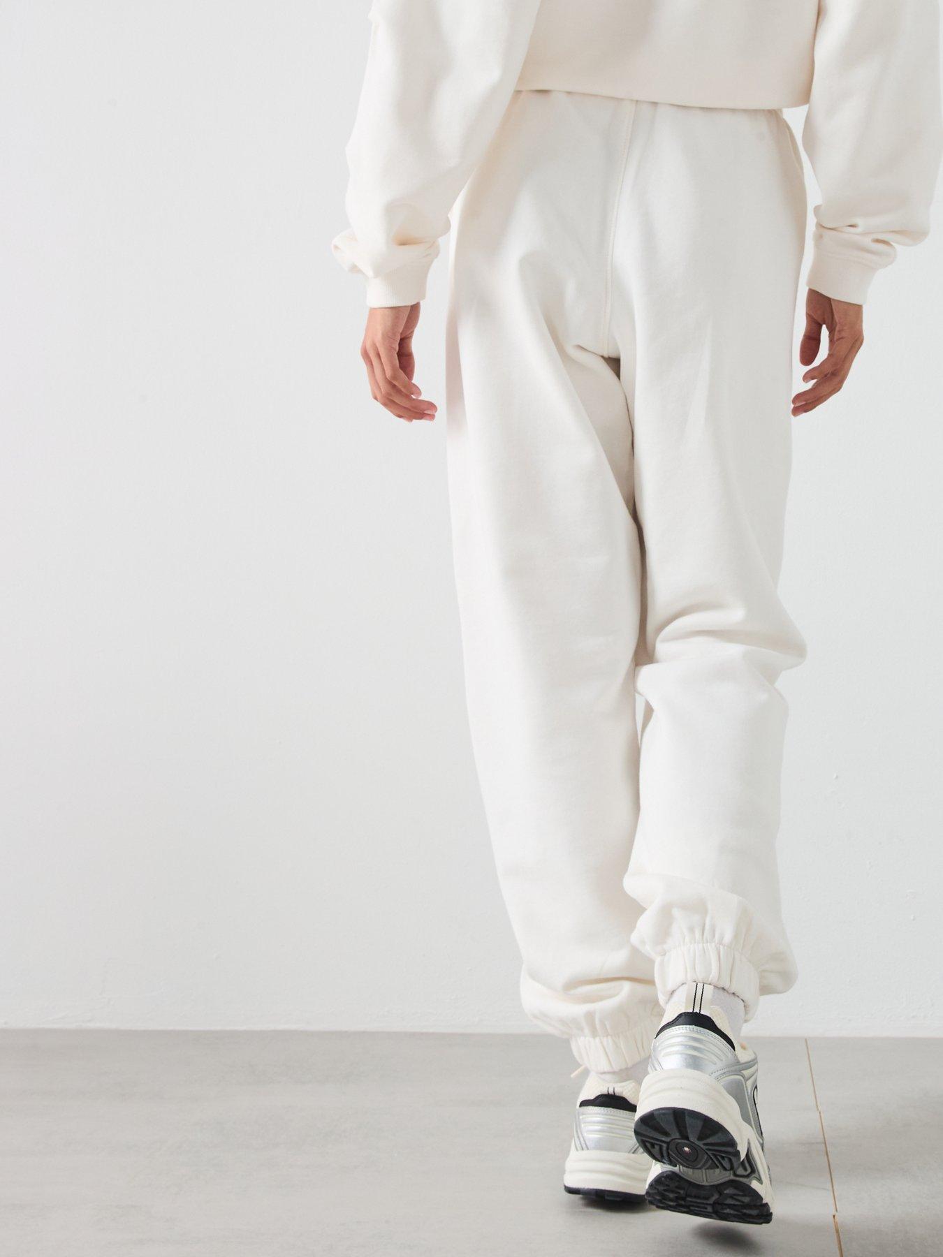 tommy-jeans-varsity-joggers-whitestillFront