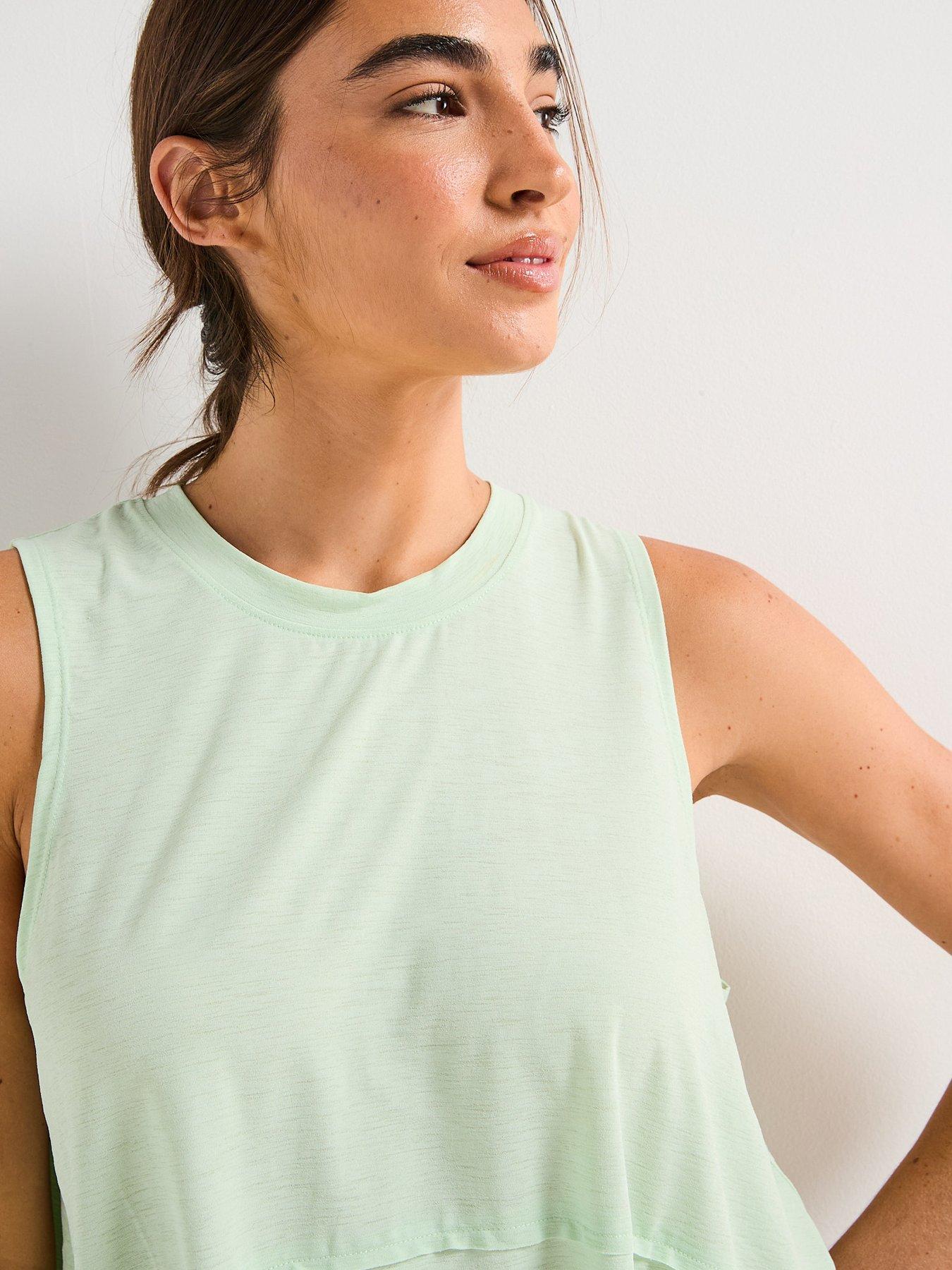 fp-movement-womens-training-tempo-tank-greenoutfit