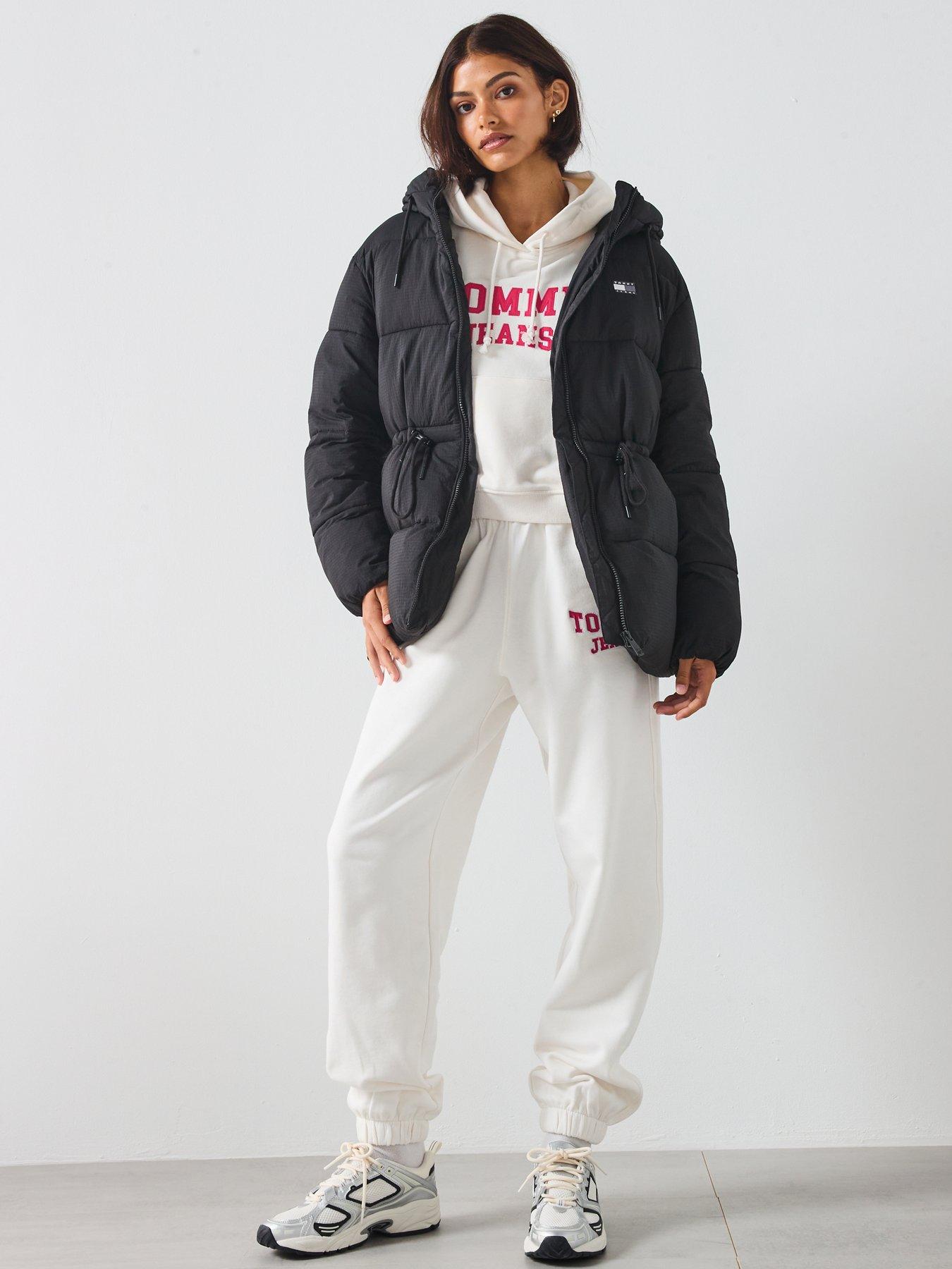 tommy-jeans-hooded-midi-puffer-jacket-blackback