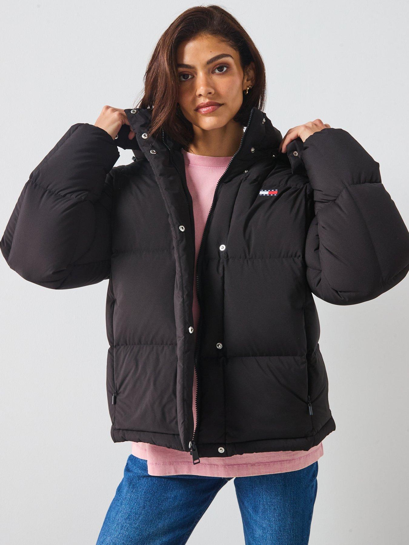 tommy-jeans-alaska-down-hooded-puffer-coat-black