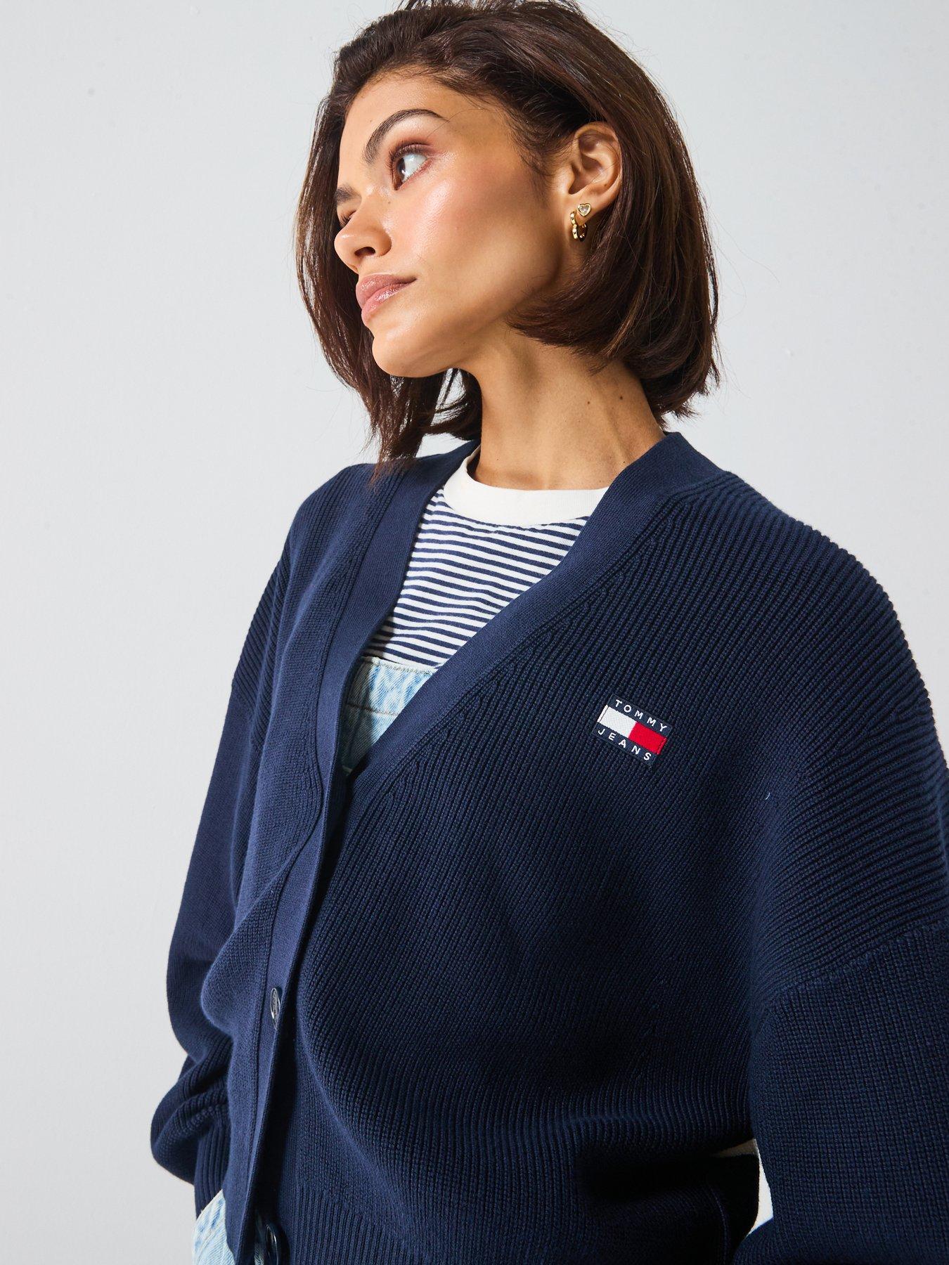 tommy-jeans-ribbed-logo-v-neck-tops-blueoutfit
