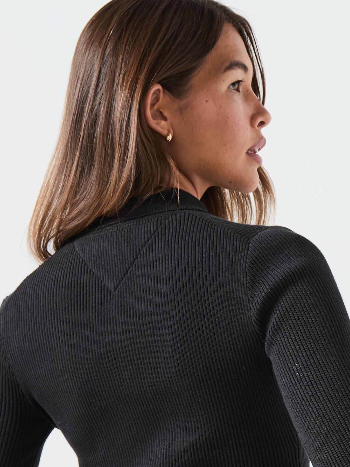 tommy-jeans-essential-polo-sweater-blackdetail