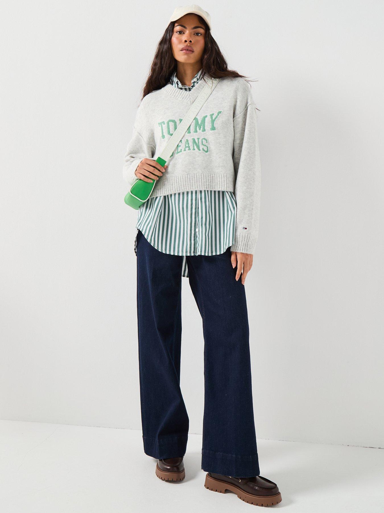 tommy-jeans-varsity-v-neck-sweater-greyback