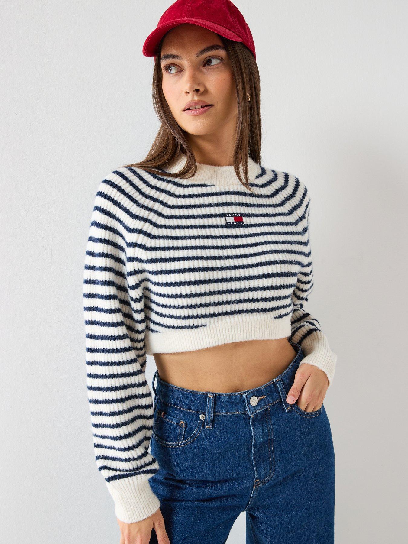 tommy-jeans-crop-badge-detailed-sweater-white