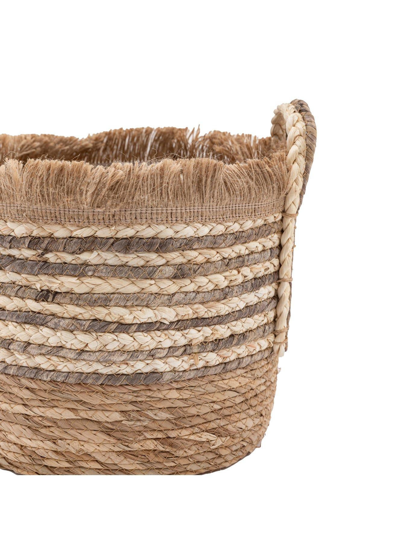 gallery-direct-fringed-woven-basket-brown-stripe-s3-d300mmdetail