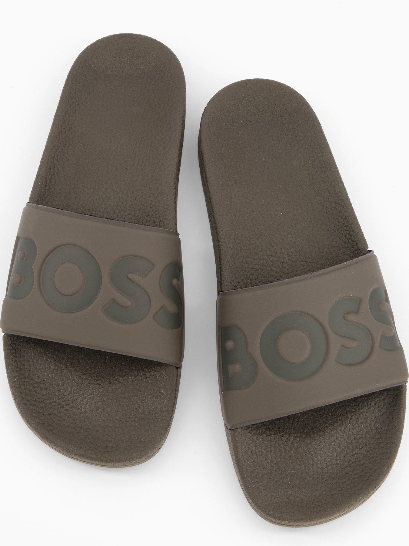 boss-aryeh-contrast-logo-sliders-greenoutfit
