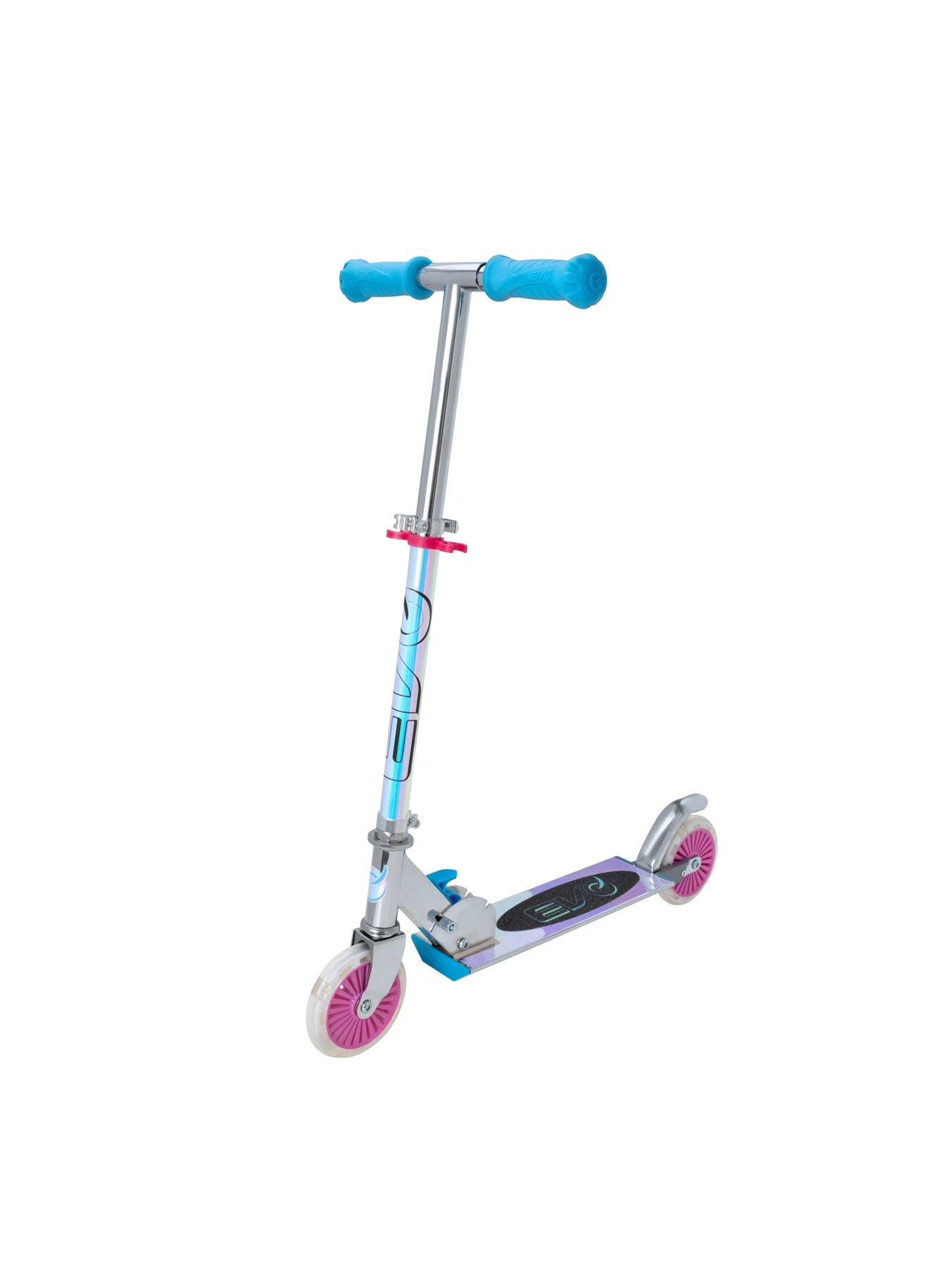 evo-evo-holographic-inlinestillFront