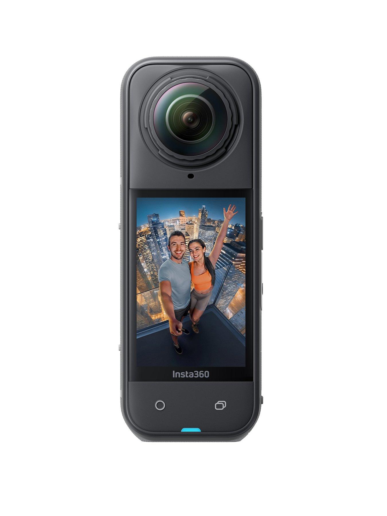 Image 2 of 7 of Insta360 Insta360 X5 Essentials Bundle