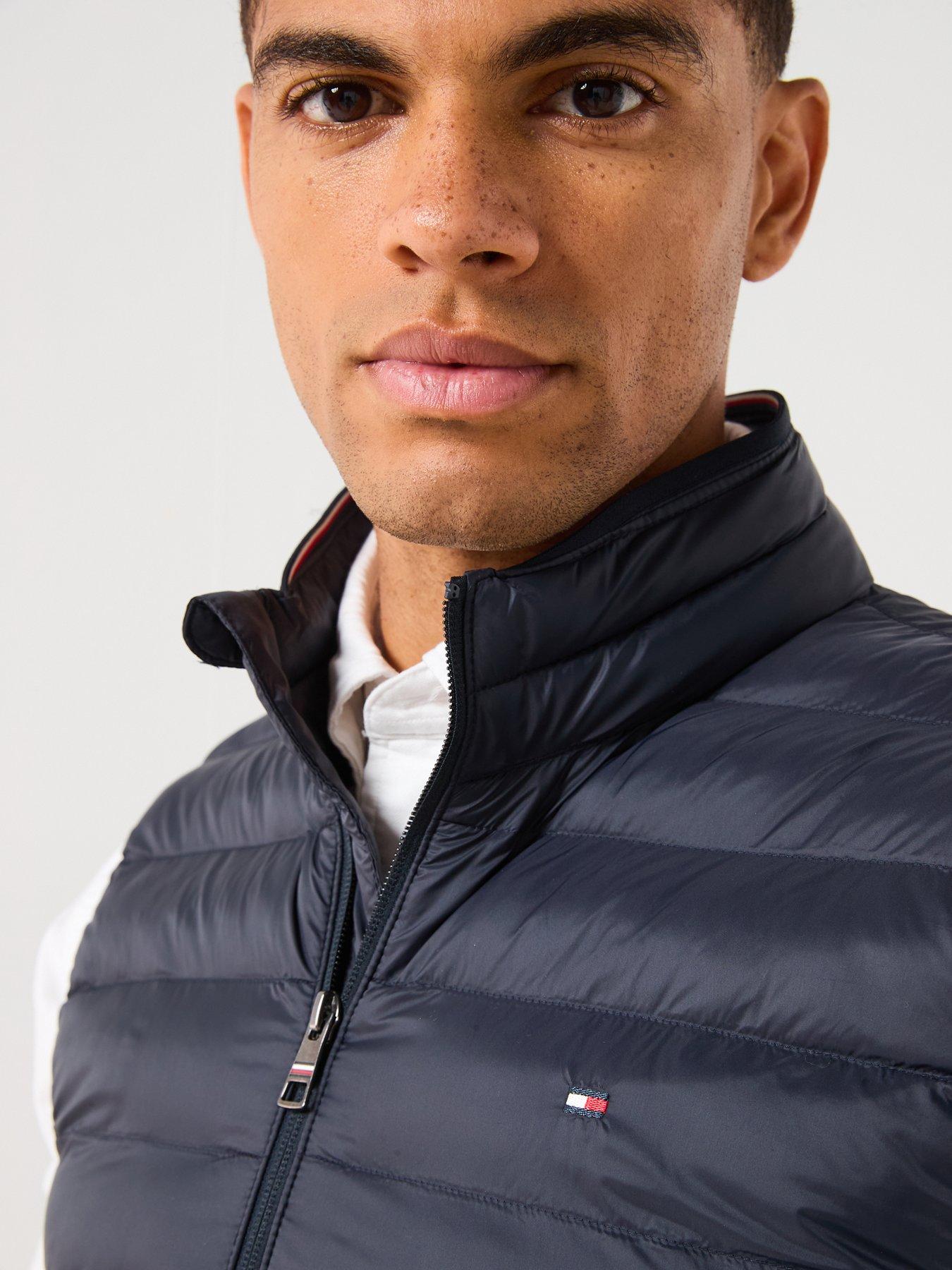 tommy-hilfiger-core-packable-padded-gilet-navyoutfit