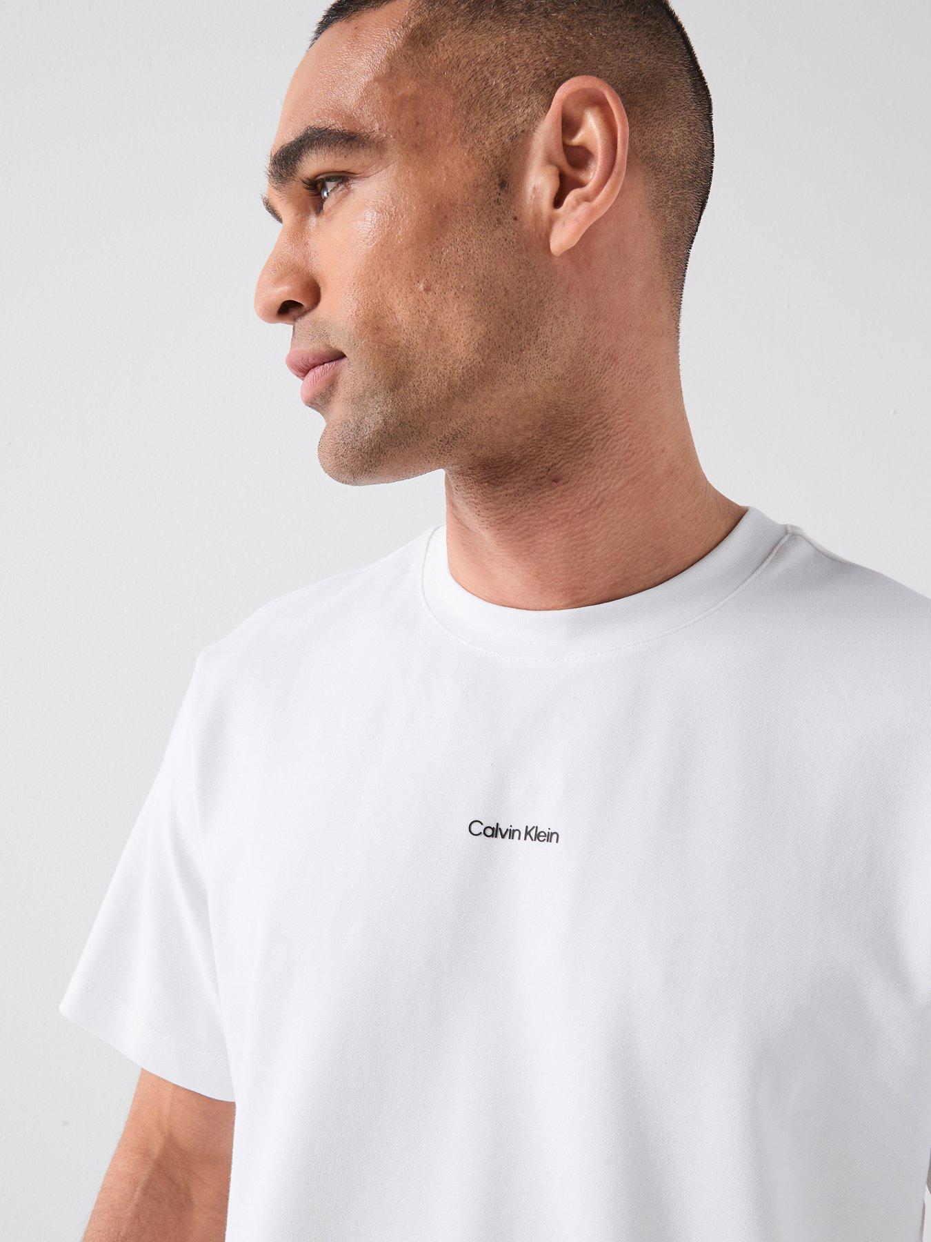 calvin-klein-stretch-cotton-small-centre-logo-t-shirt-whiteoutfit