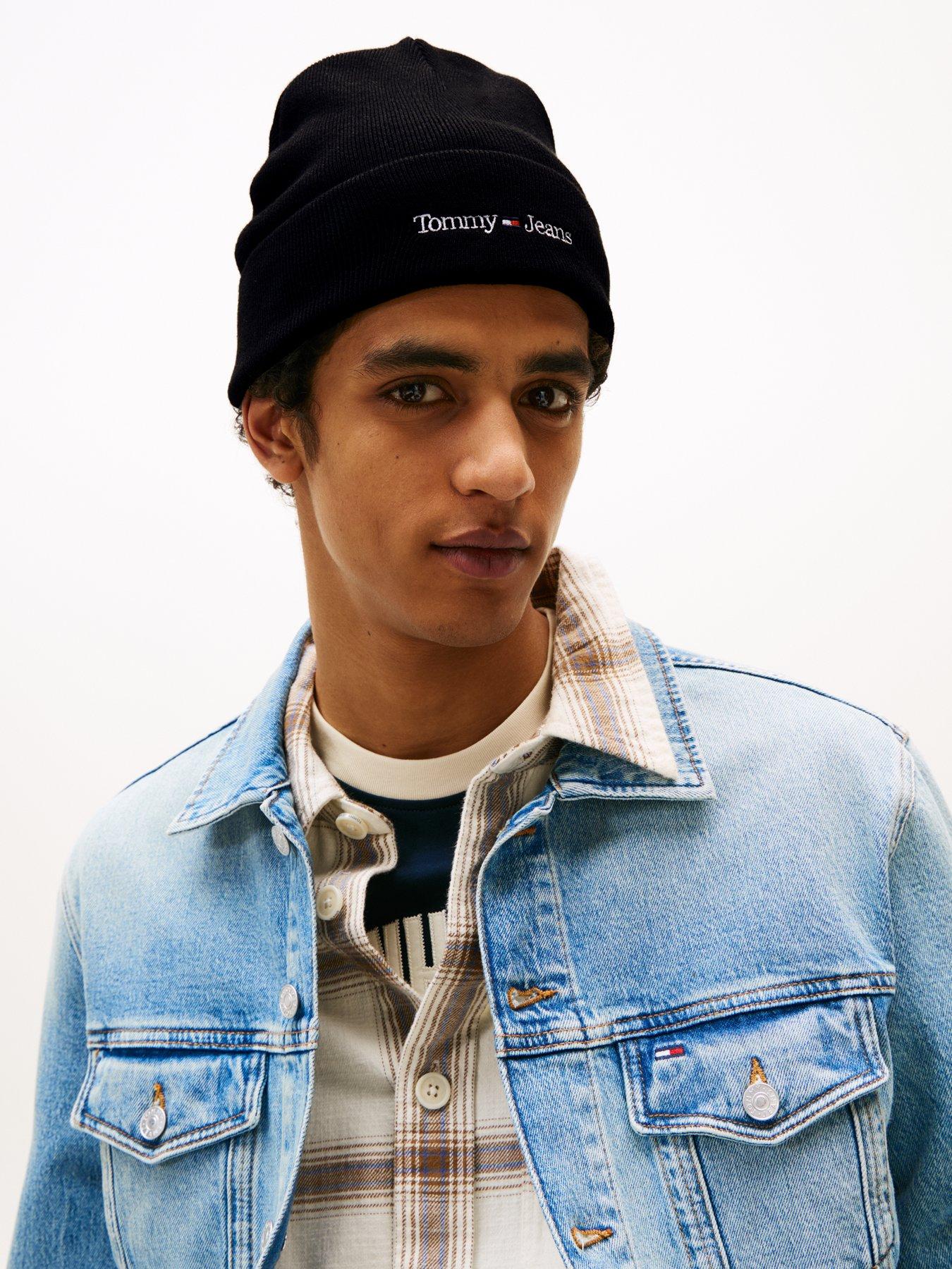 tommy-jeans-sport-beanie-blackstillFront