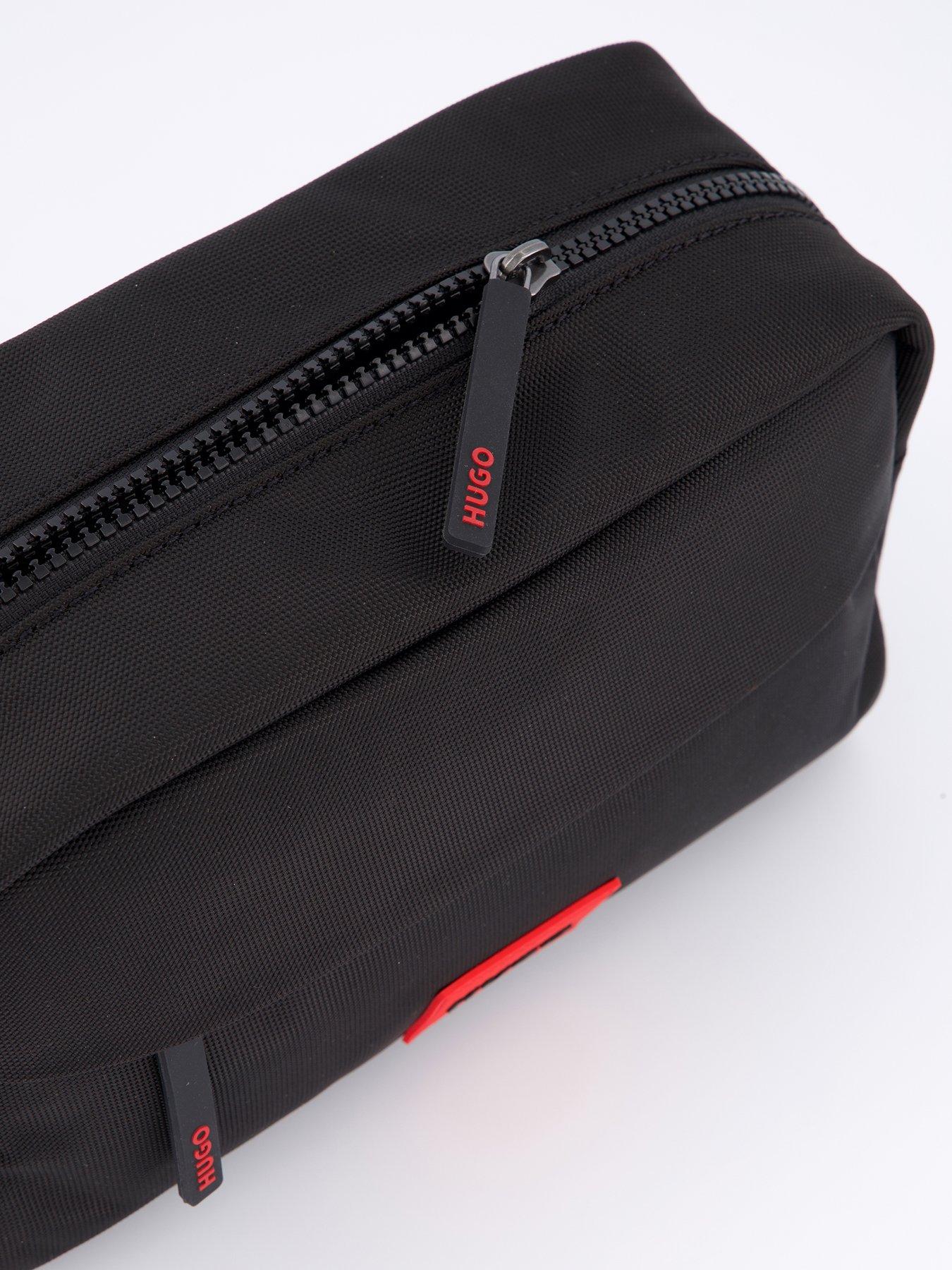 hugo-hugo-ethon-30-washbag-bag-blackdetail