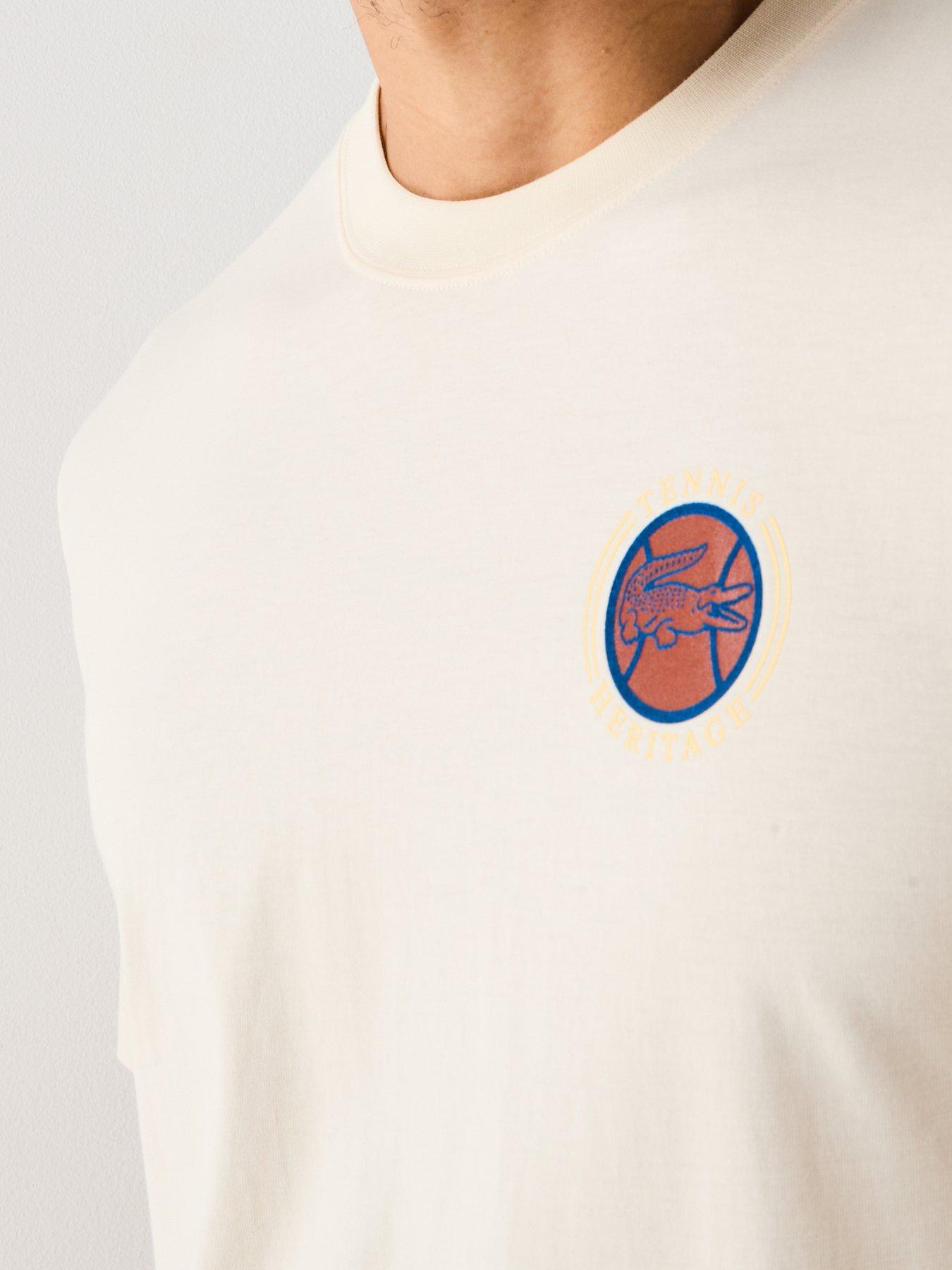 lacoste-regular-fit-heavy-jersey-backprint-t-shirtnbsp--creamoutfit