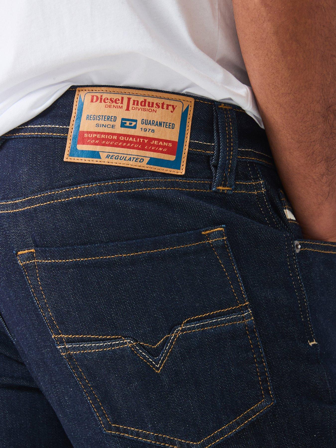 Image 4 of 6 of Diesel Larkee-Beex Tapered Fit Jeans - Dark Blue