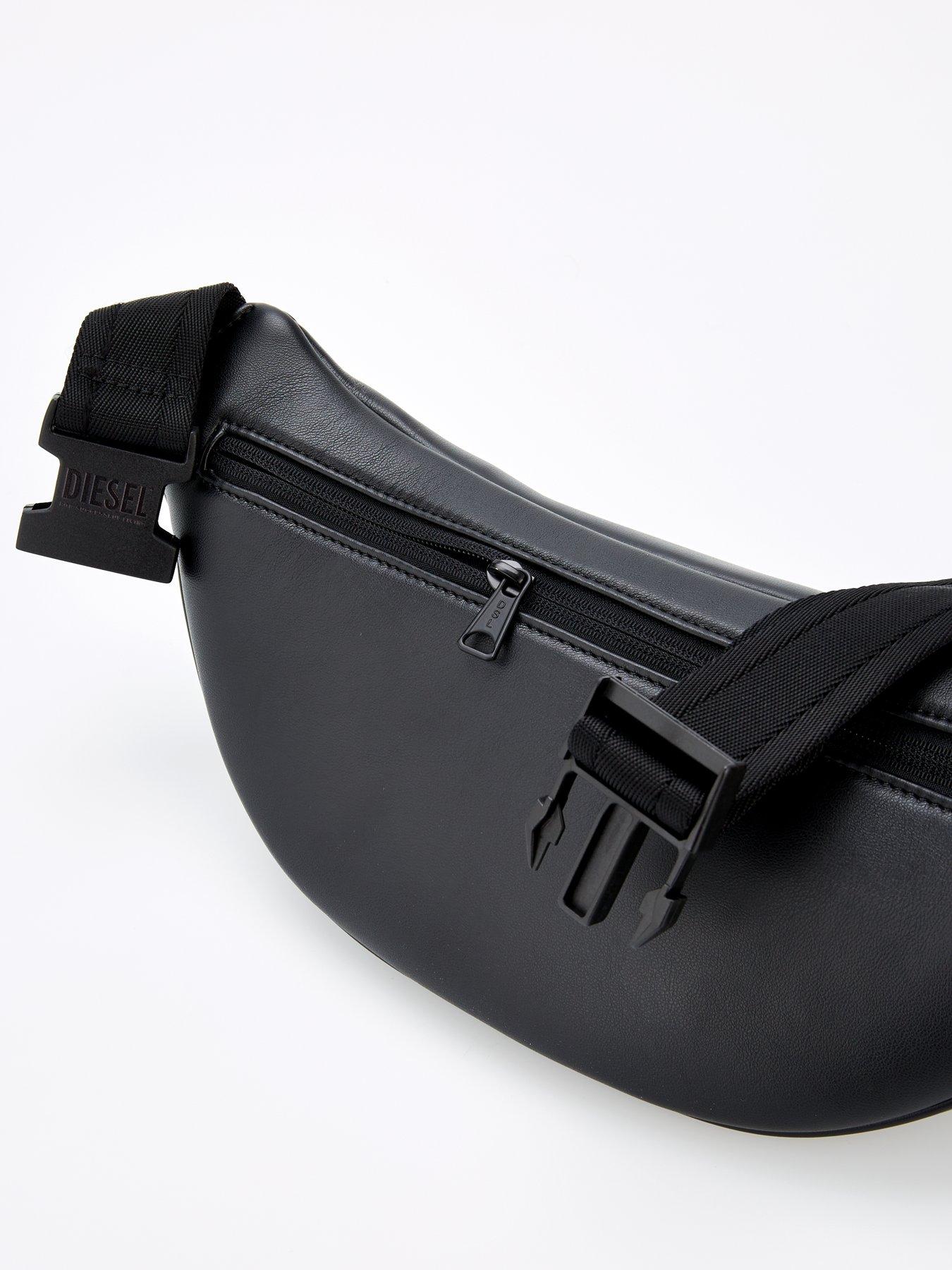 diesel-d-oval-belt-bag--blackdetail