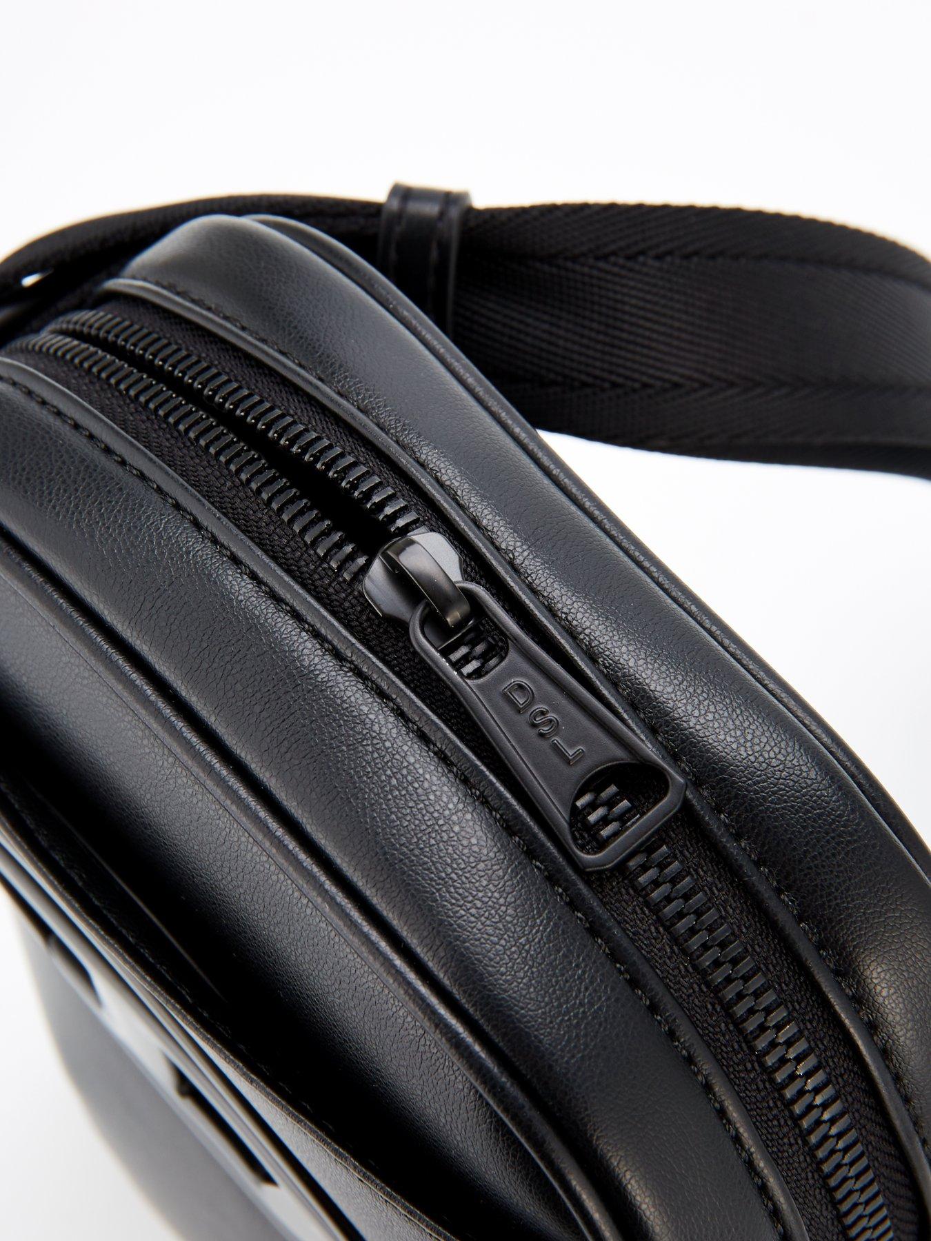 diesel-d-oval-crossbody-bag--blackdetail