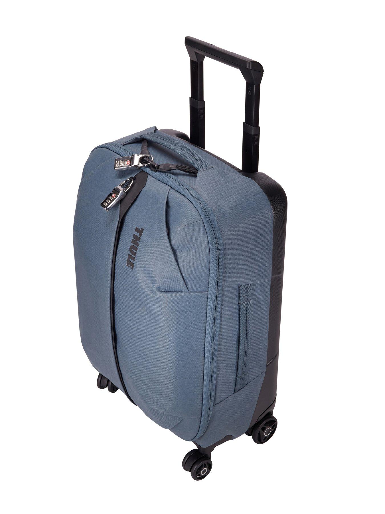 thule-thule-aion-carry-on-spinner-dark-slateoutfit