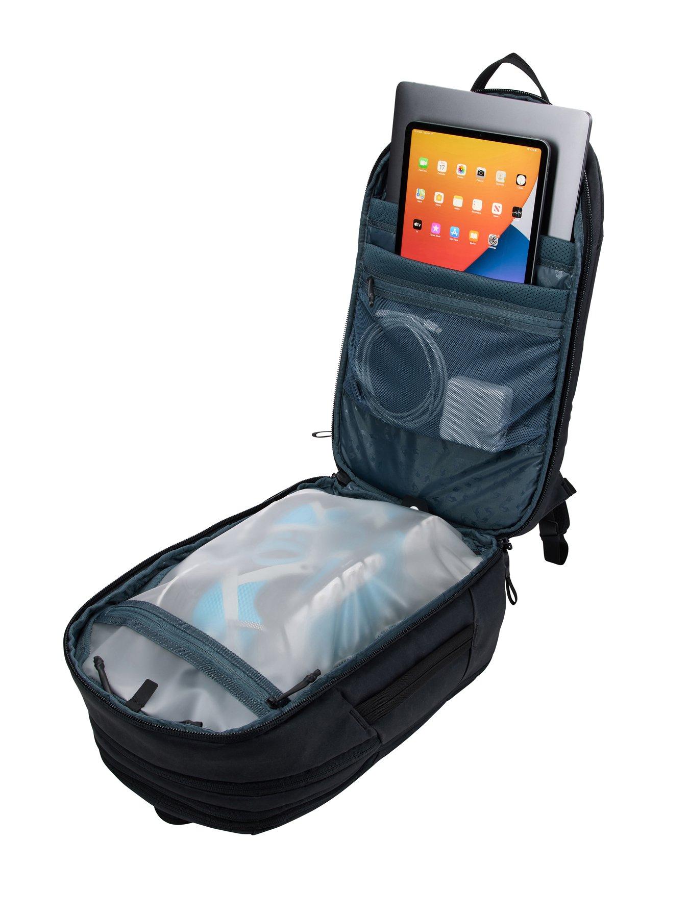thule-thule-aion-travel-backpack-28l-blackoutfit
