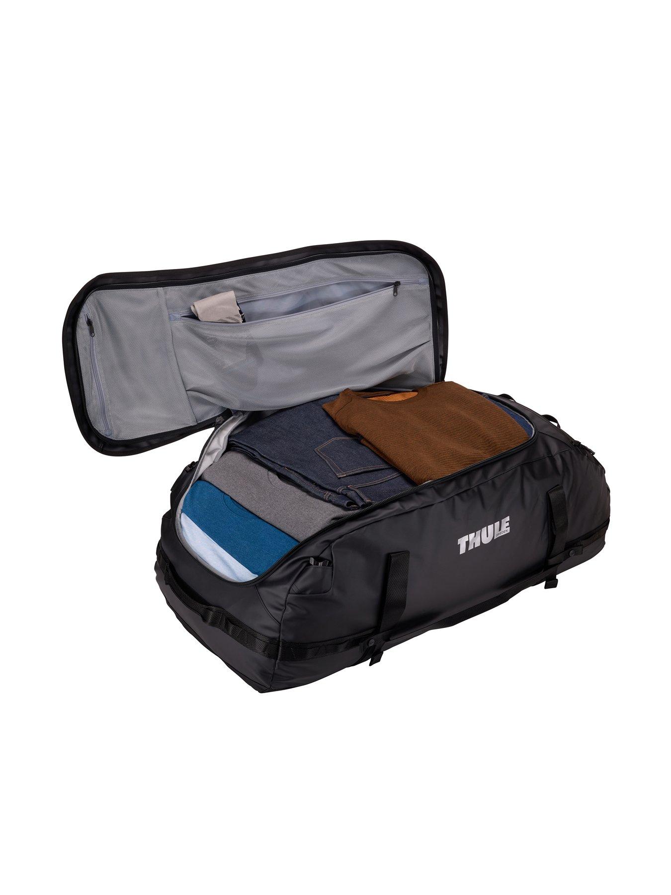 thule-thule-chasm-duffel-130l-blackoutfit