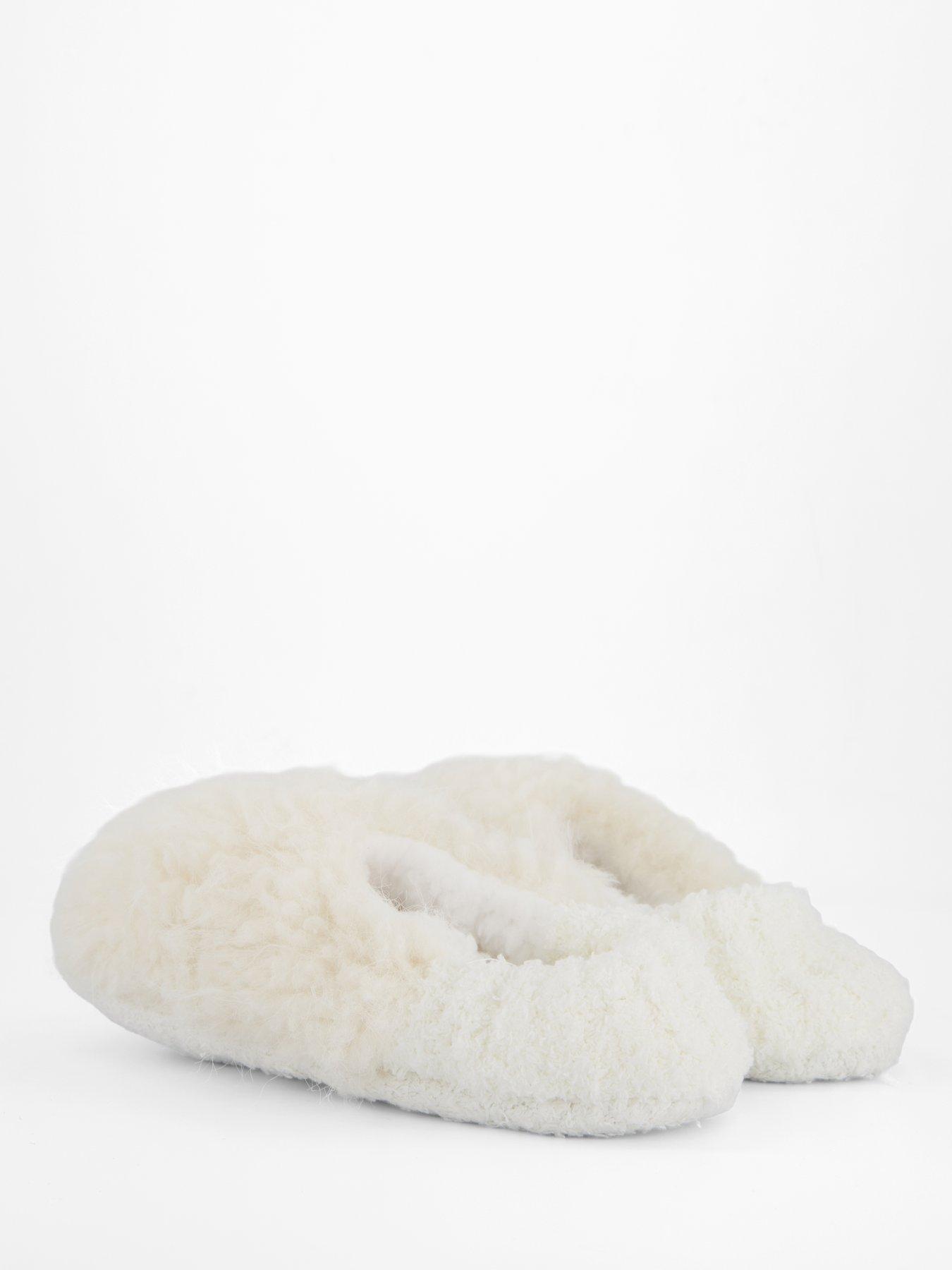 Image 6 of 7 of Loungeable Curly Faux Fur Slipper Socks - Cream