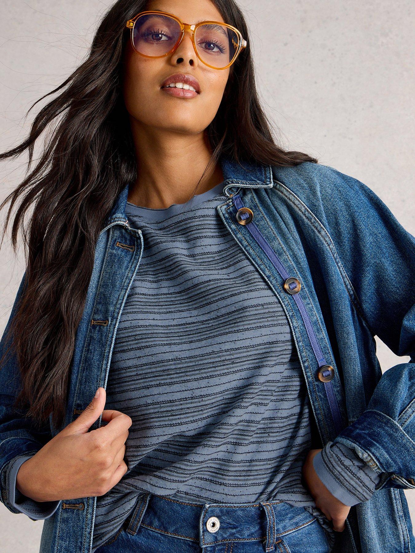 white-stuff-clara-stitch-tee-blueoutfit