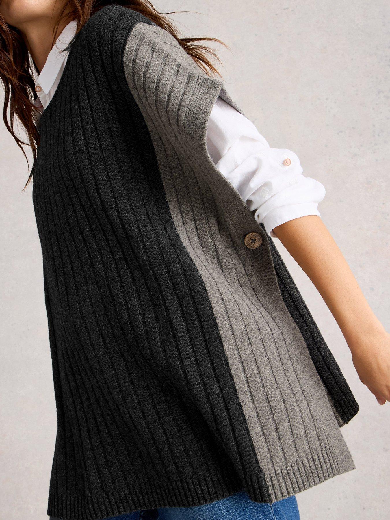 white-stuff-ava-knitted-poncho-greyoutfit