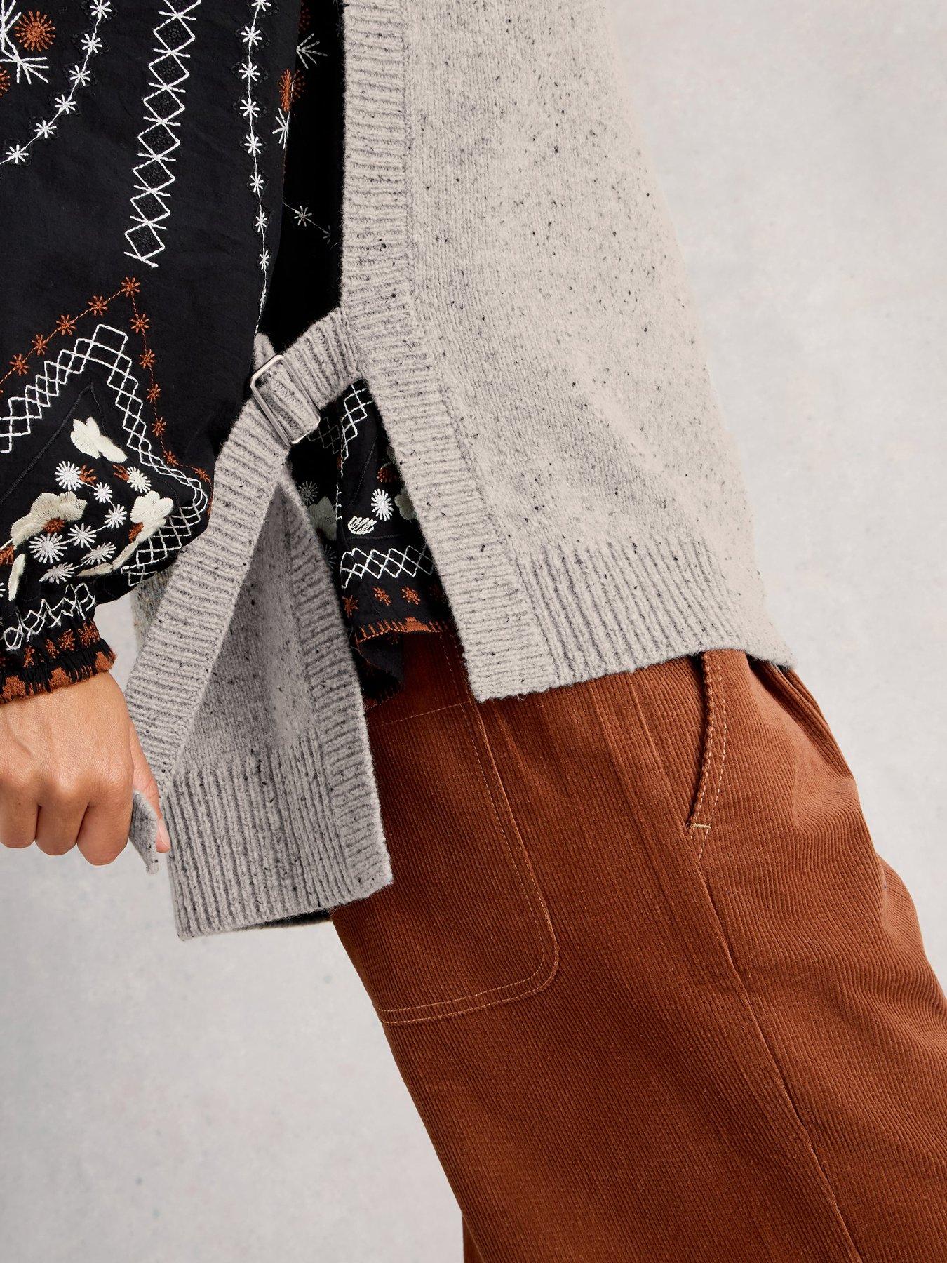 white-stuff-tanya-tabard-poncho-greyoutfit