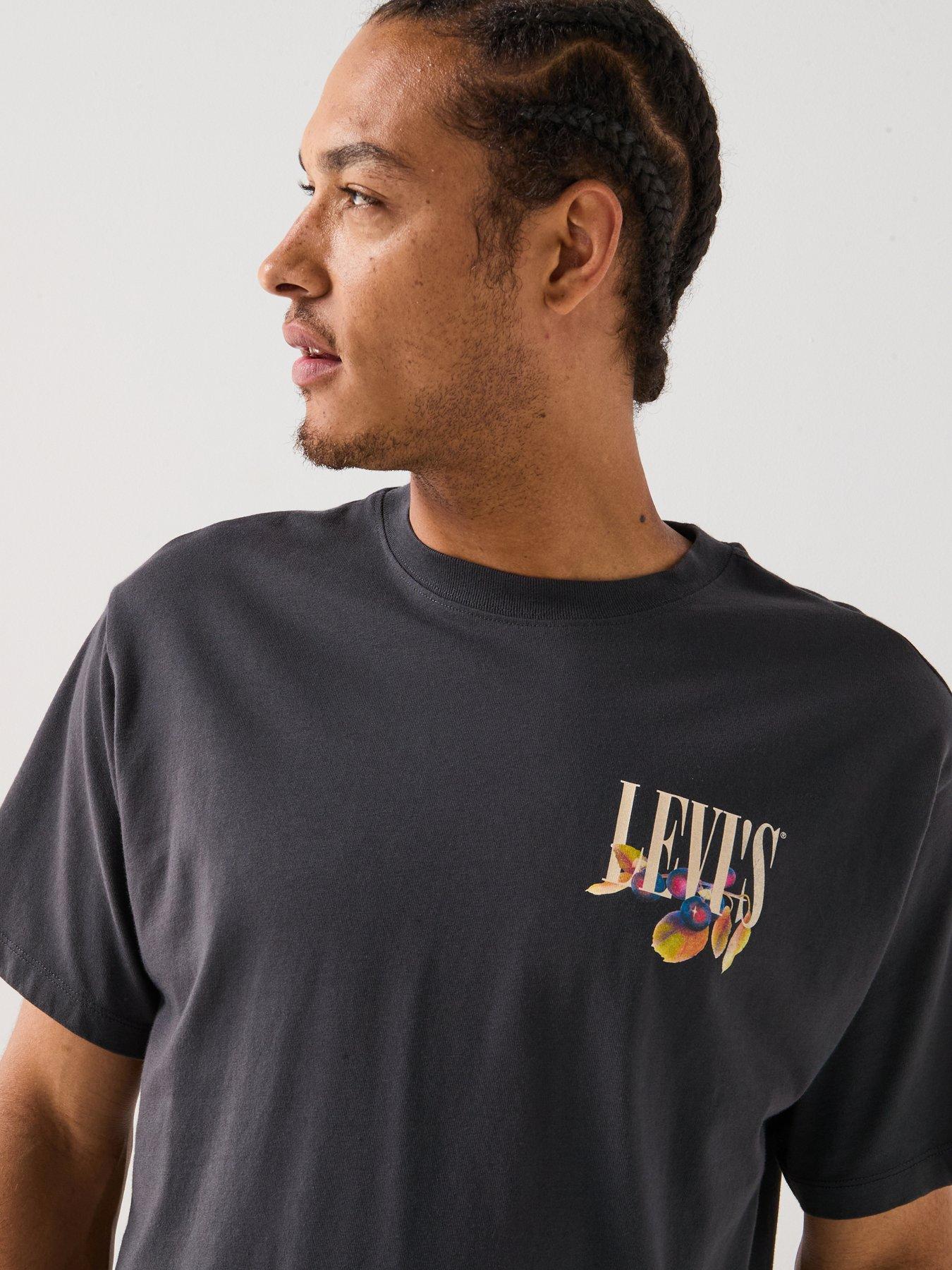 levis-levis-vintage-fit-graphic-print-short-sleeve-t-shirt--greyoutfit