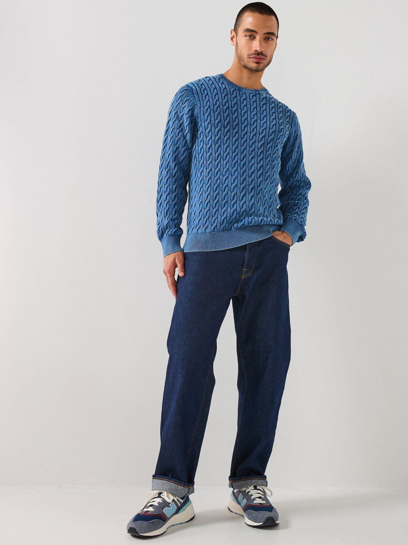 levis-presidio-crew-knitted-jumper-blueback