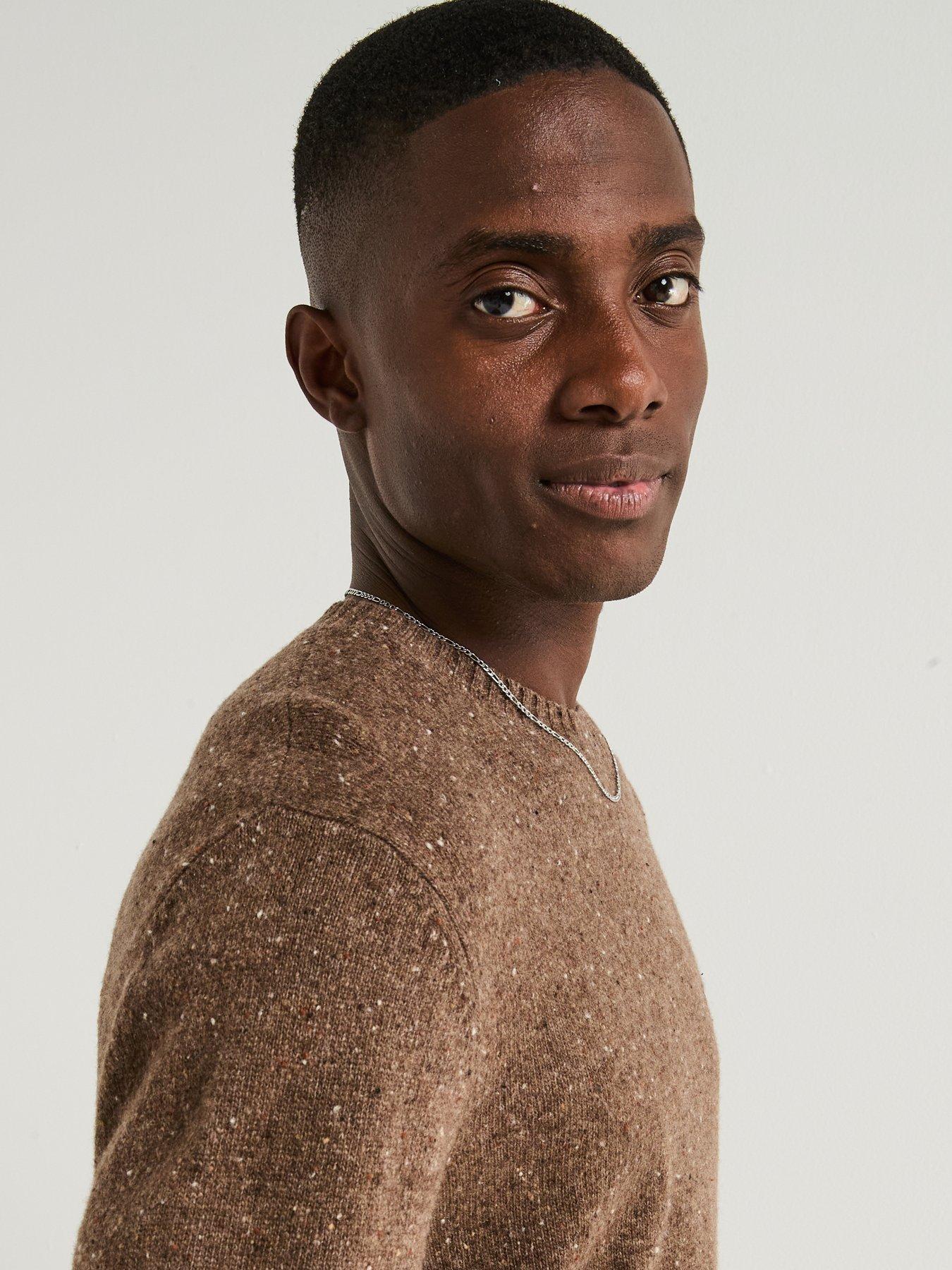 levis-original-housemark-logo-knitted-jumper-brownoutfit