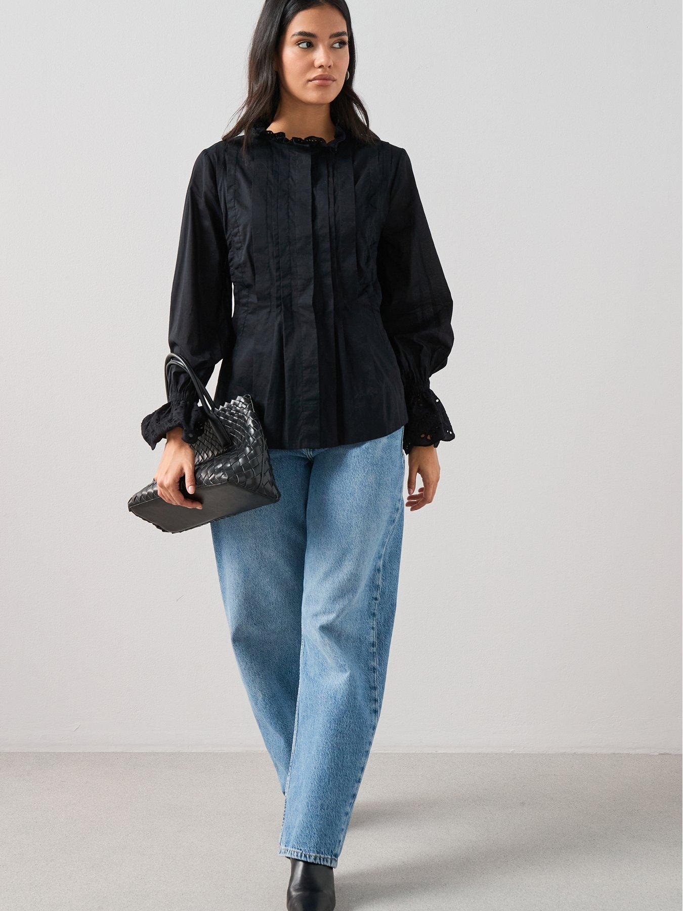 the-very-collection-broderie-pleated-blouse-blackback