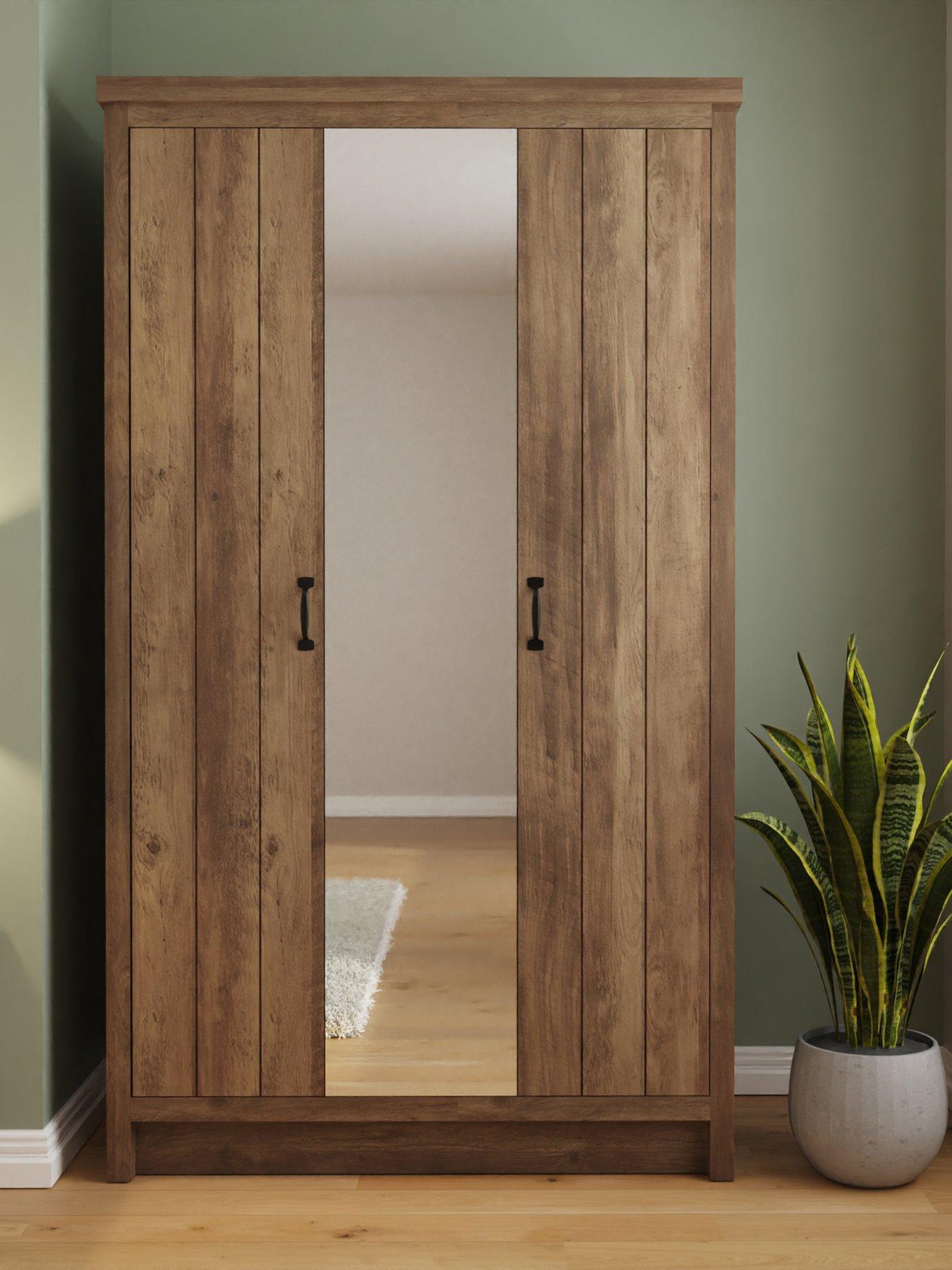 gfw-boston-3-door-mirrored-wardrobefront