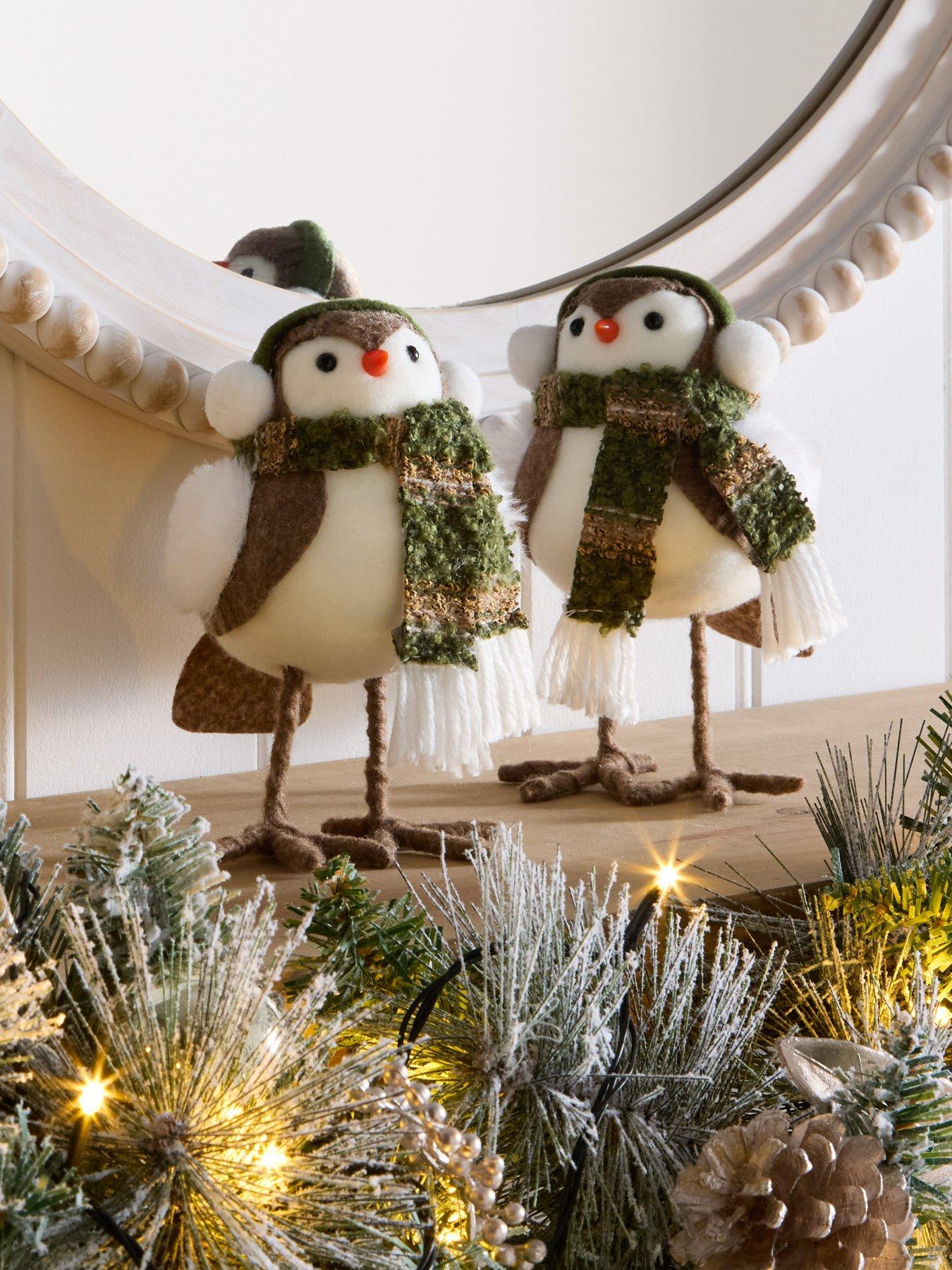 Festive Set Of 2 Felt Robins With Scarfs Christmas Decorations in Natural