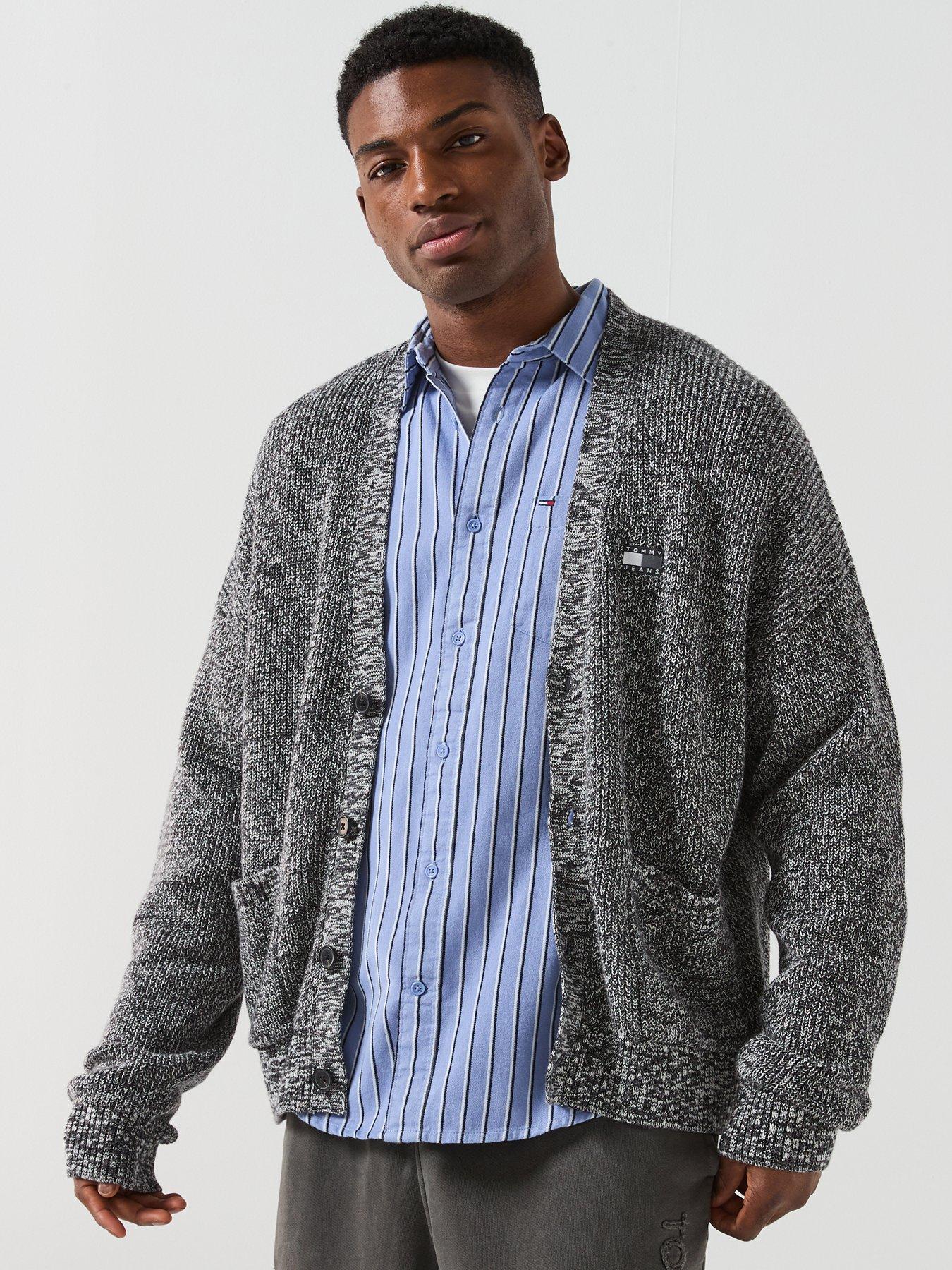 tommy-jeans-badge-knitted-cardigan-greydetail