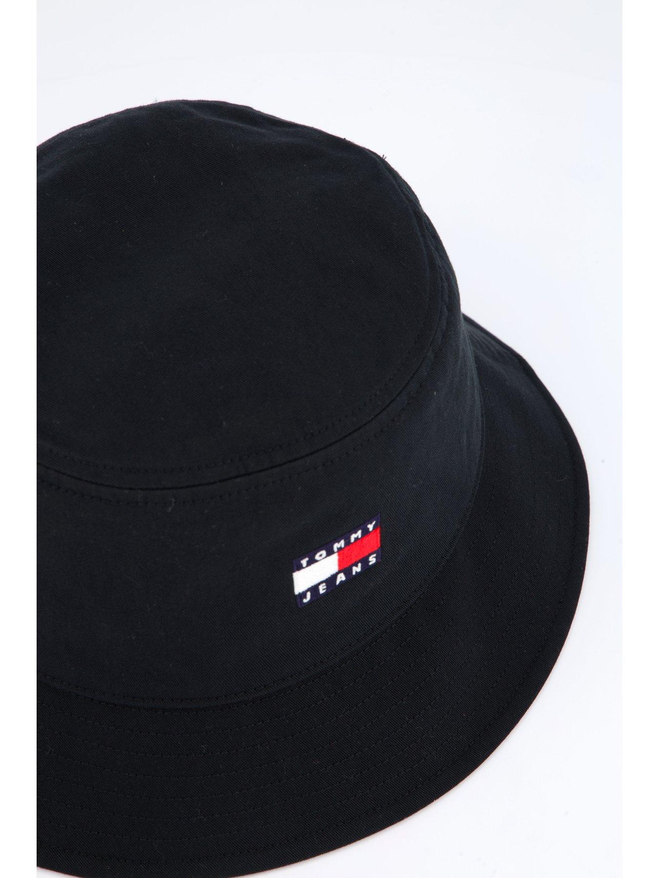 Image 4 of 4 of Tommy Jeans Heritage Entry Bucket Hat - Black