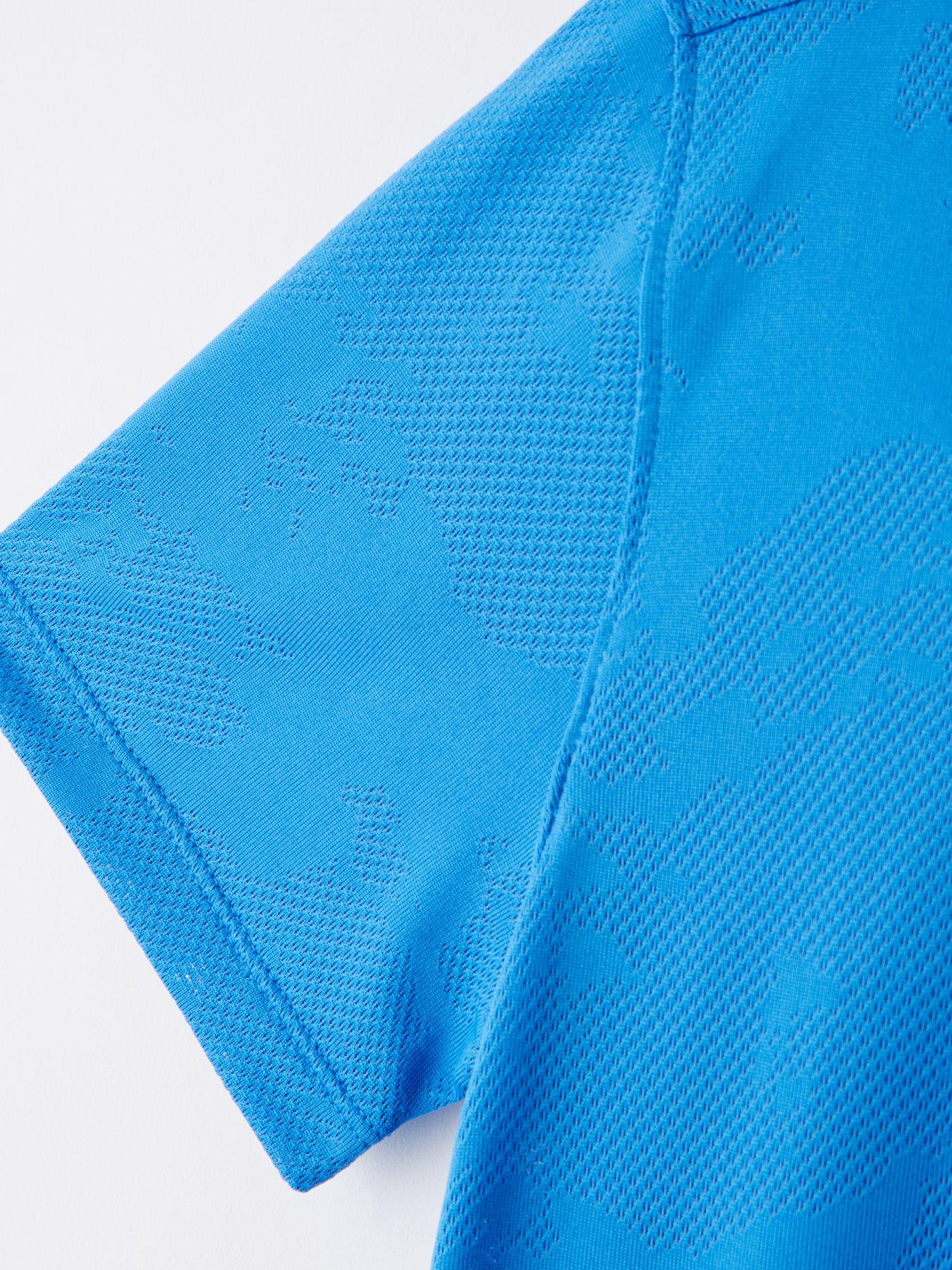 under-armour-junior-boys-training-tech-vent-jacquard-t-shirt-bluedetail