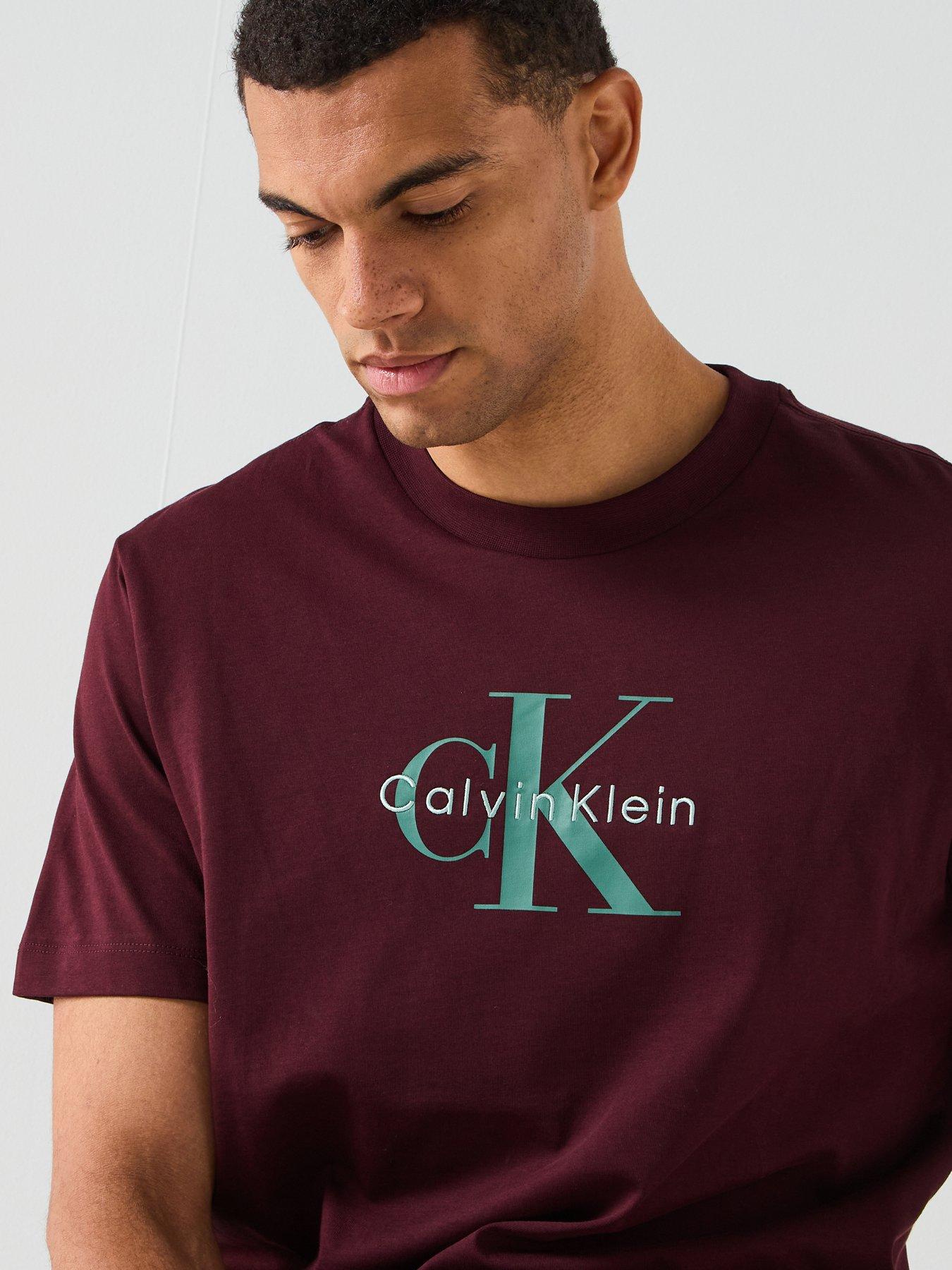 calvin-klein-jeans-hero-embroidered-monologo-t-shirt-brownoutfit