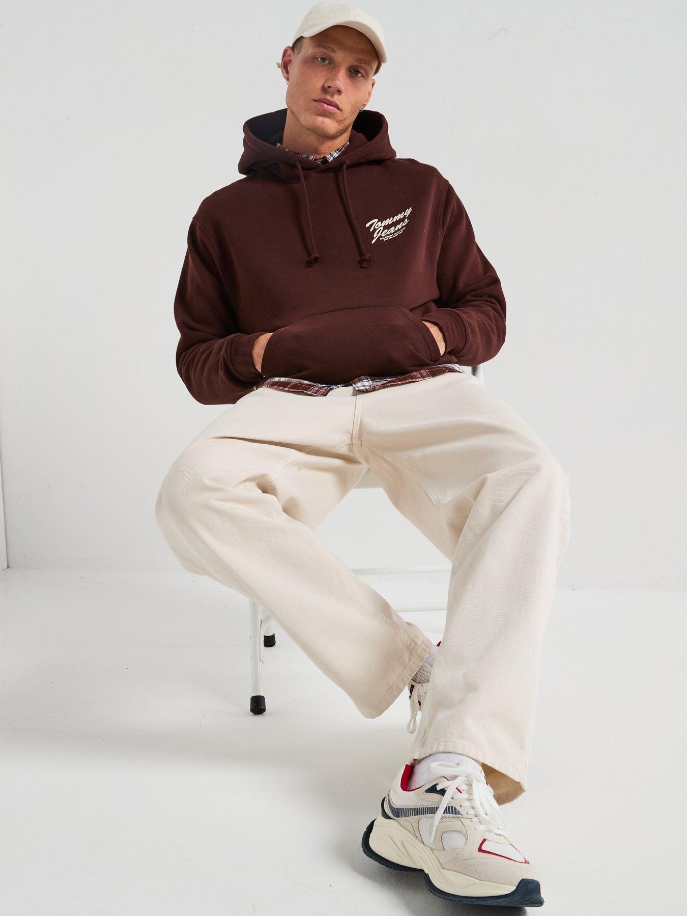 tommy-jeans-relaxed-novelty-graphic-hoodie-browndetail