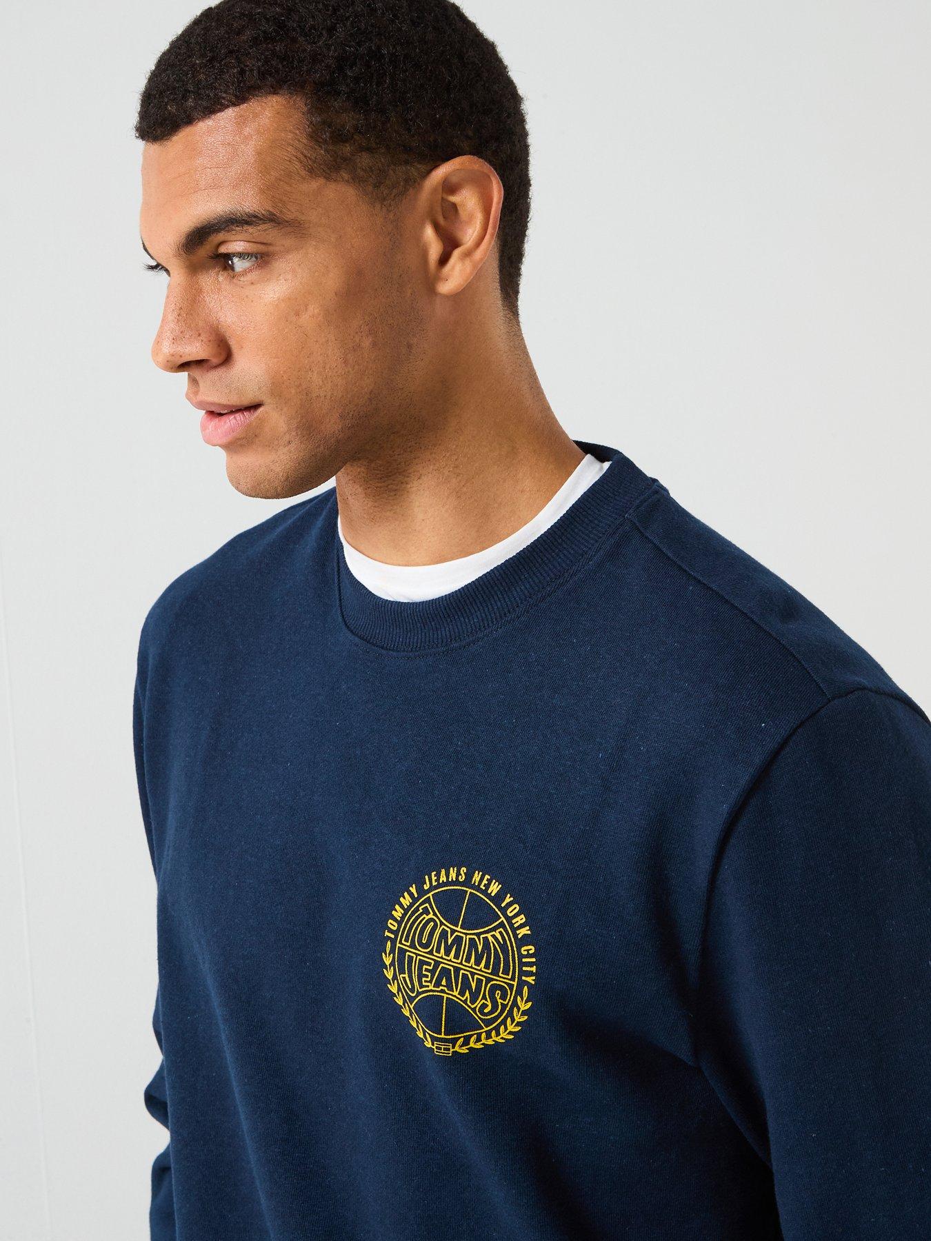 tommy-jeans-regular-fit-varsity-circle-crew-sweatshirt-blackoutfit